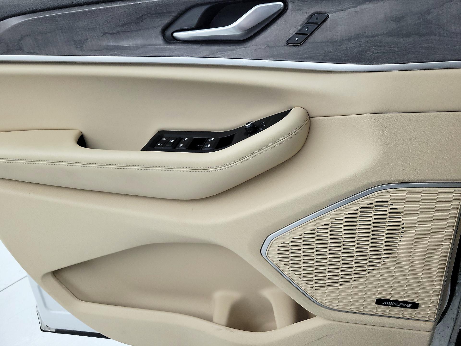 Thumbnail: 2022 Jeep Grand Cherokee - 12