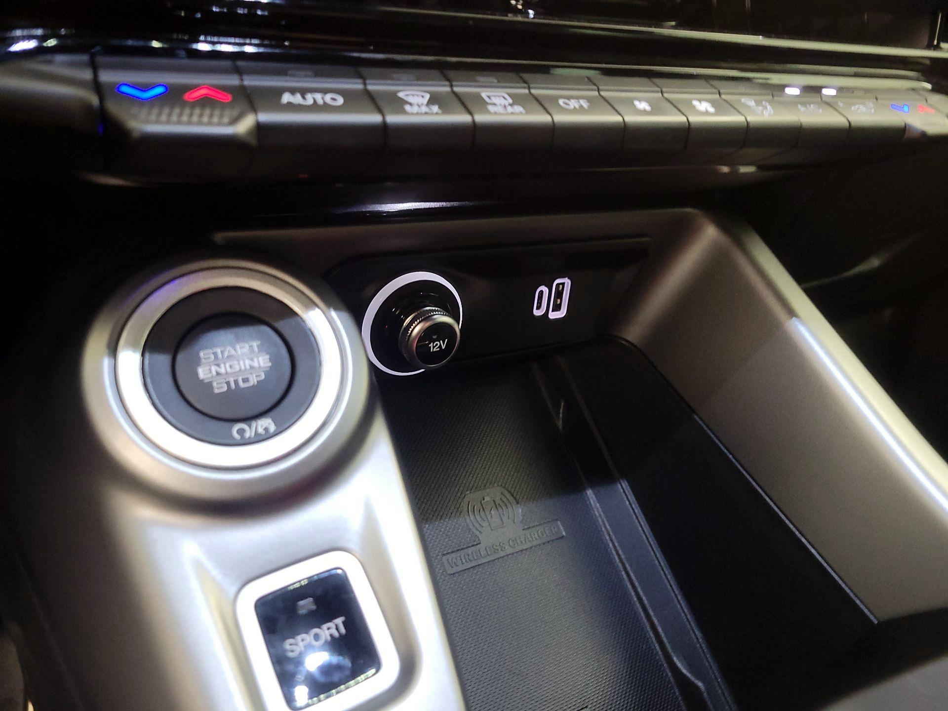 Thumbnail: 2024 Dodge Hornet - 19