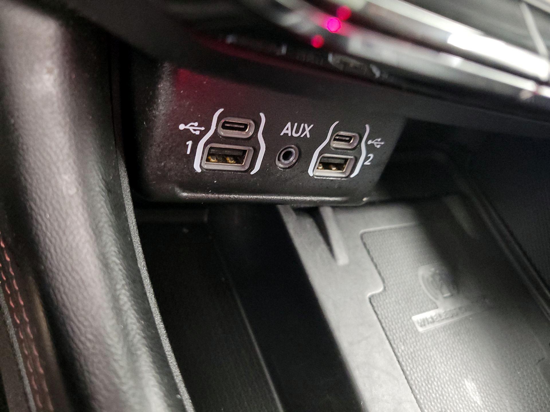 Thumbnail: 2022 Dodge Durango - 19