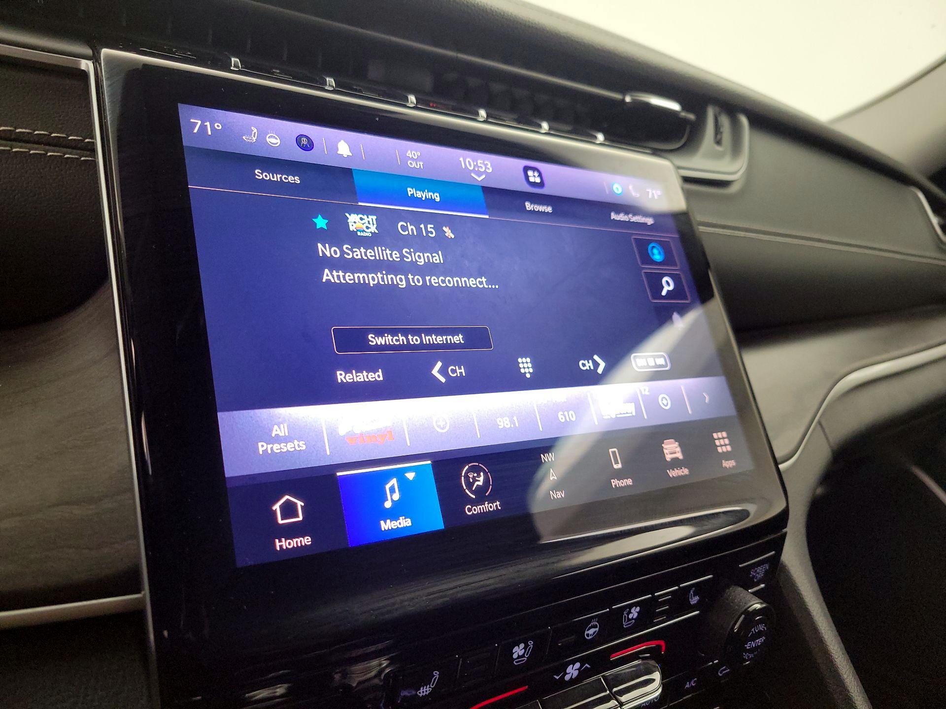 Thumbnail: 2021 Jeep Grand Cherokee L - 16