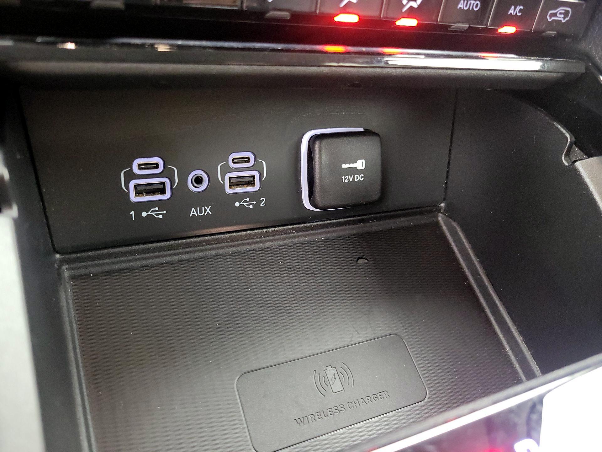 Thumbnail: 2023 Jeep Grand Cherokee - 18