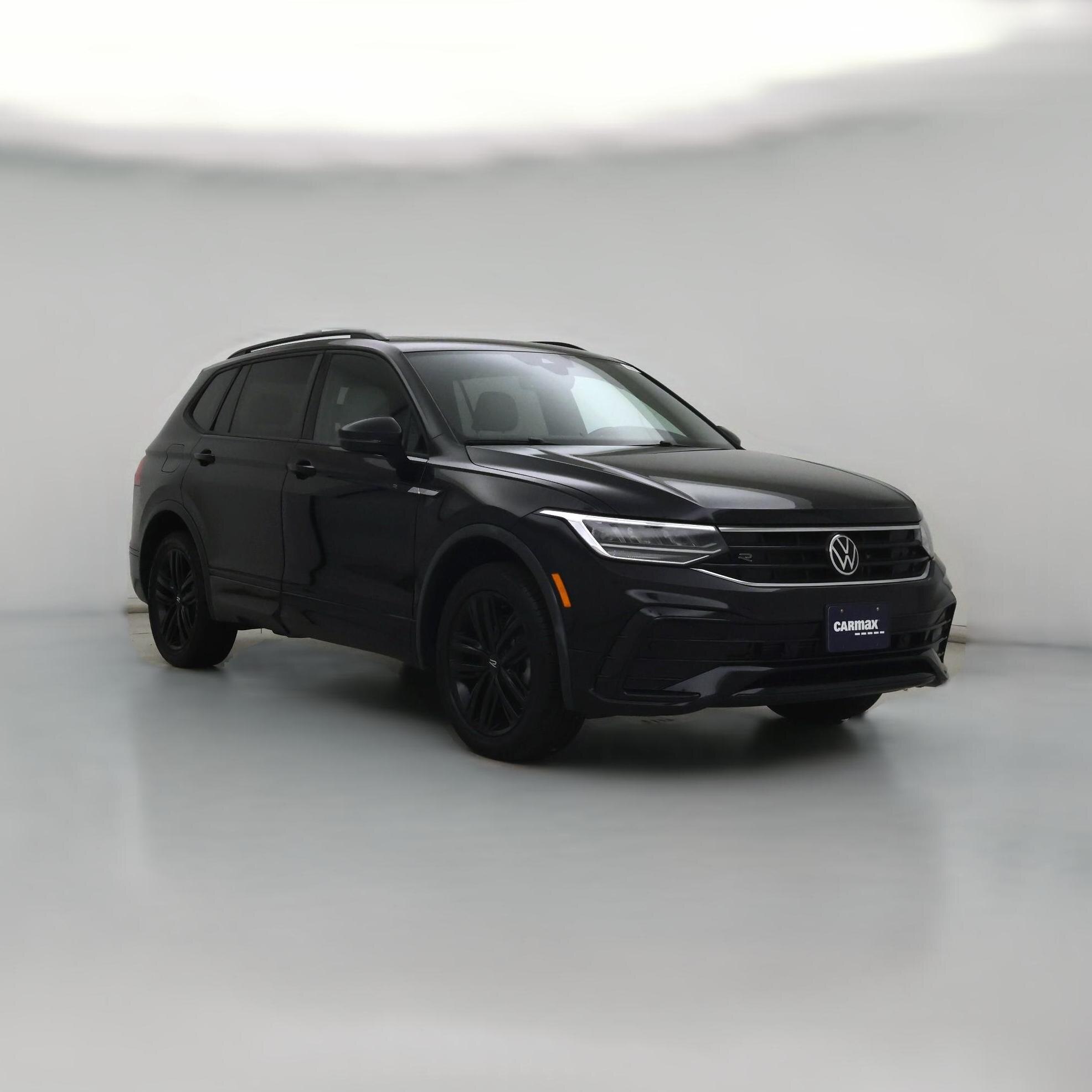 Thumbnail: 2022 Volkswagen Tiguan - 1