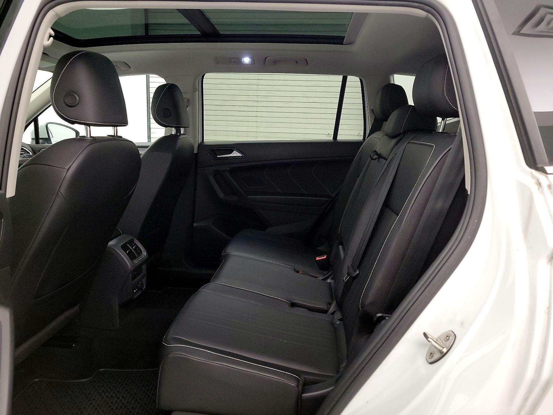 Thumbnail: 2022 Volkswagen Tiguan - 20