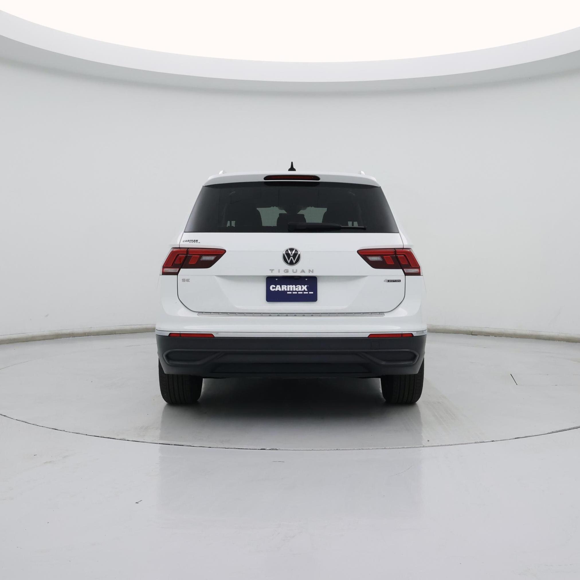 Thumbnail: 2022 Volkswagen Tiguan - 6