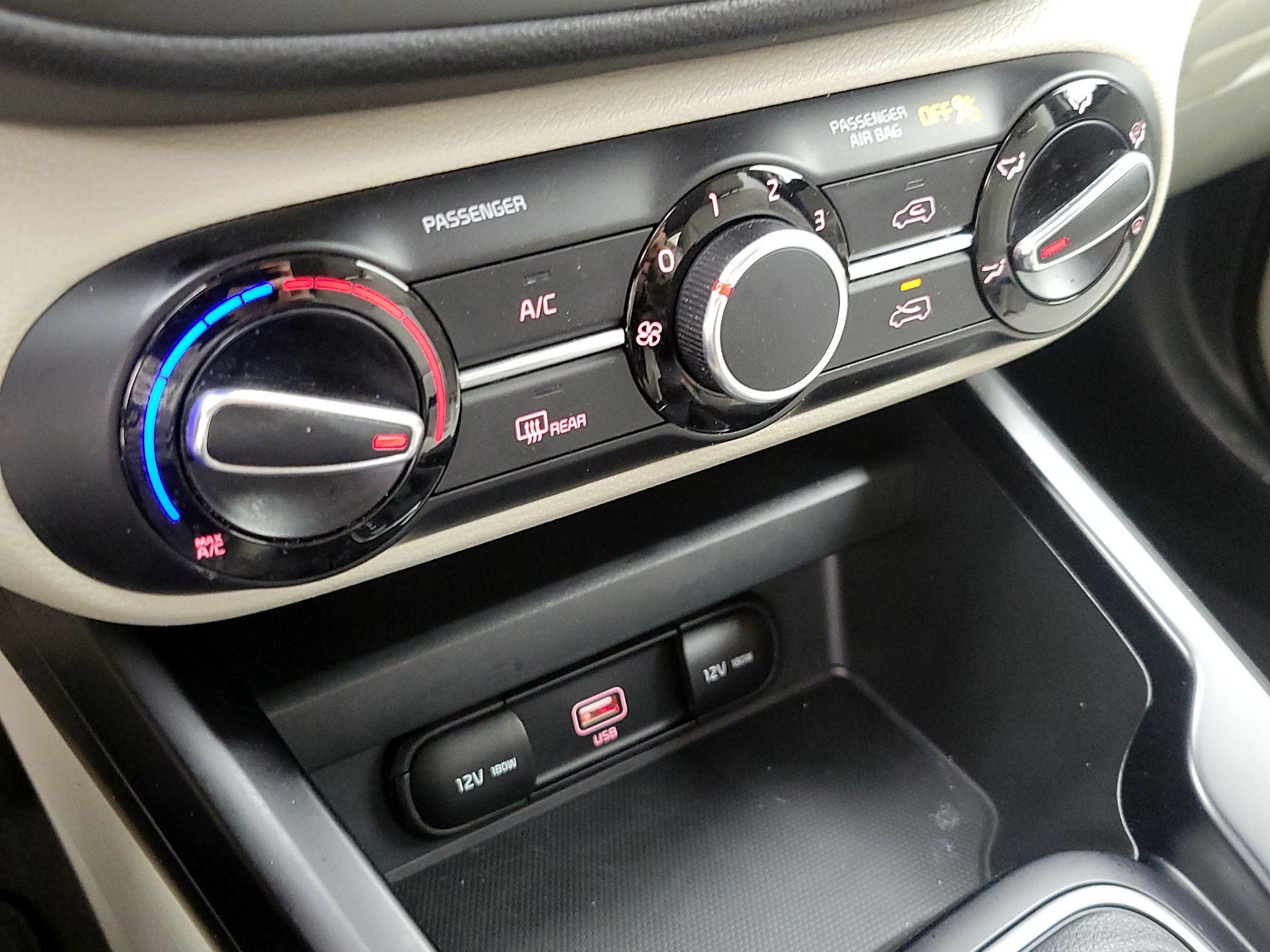 Thumbnail: 2022 Kia Soul - 16