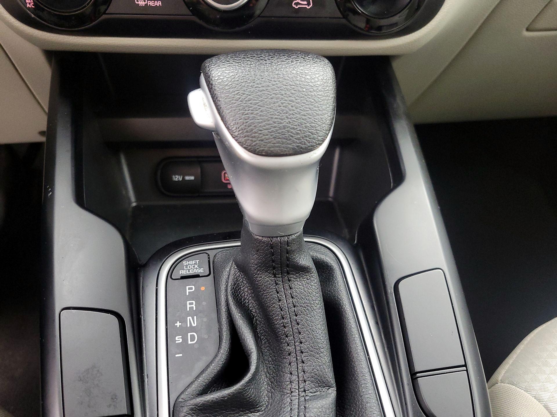 Thumbnail: 2022 Kia Soul - 17