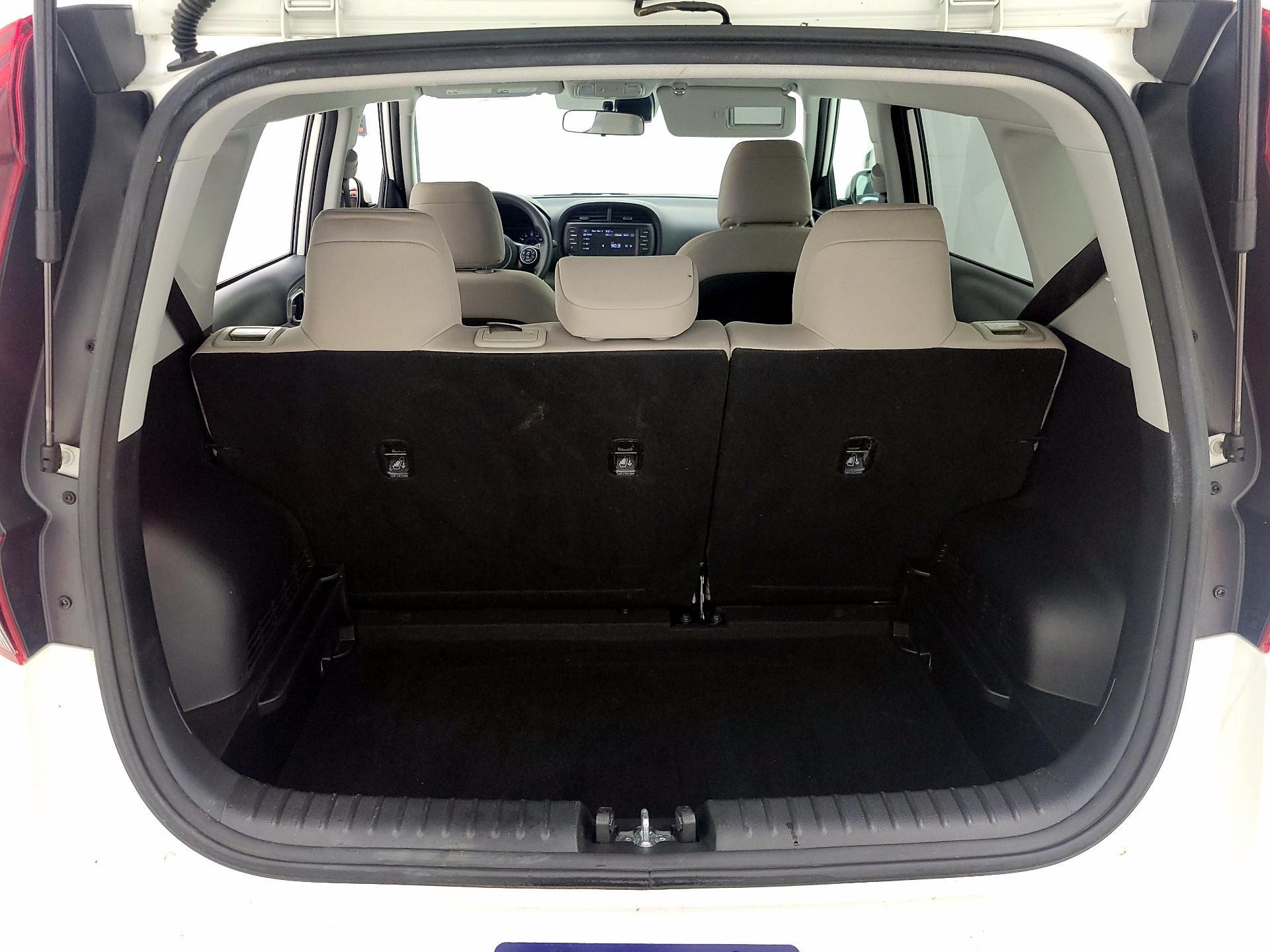 Thumbnail: 2022 Kia Soul - 20