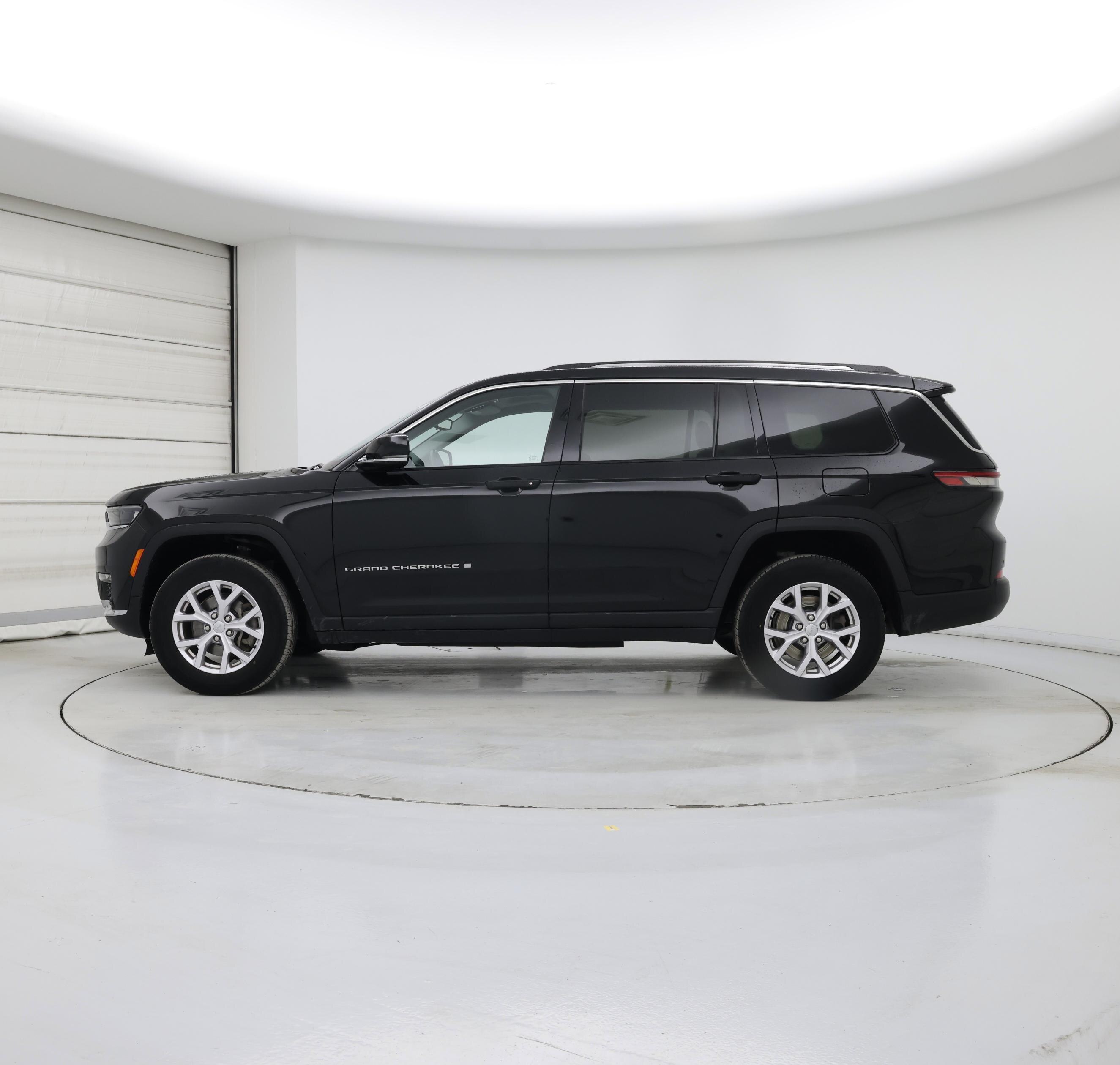 Thumbnail: 2022 Jeep Grand Cherokee L - 3