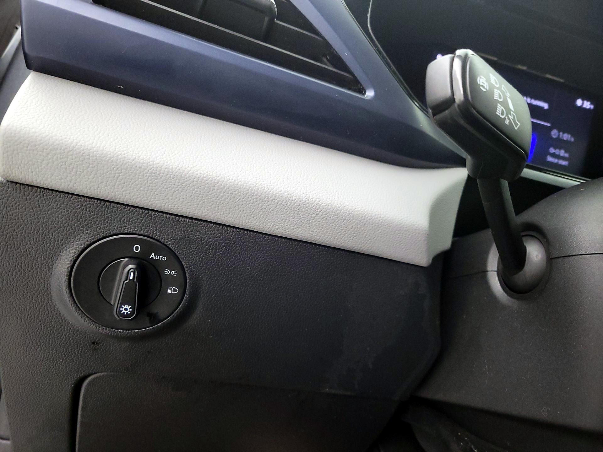 Thumbnail: 2022 Volkswagen Taos - 13