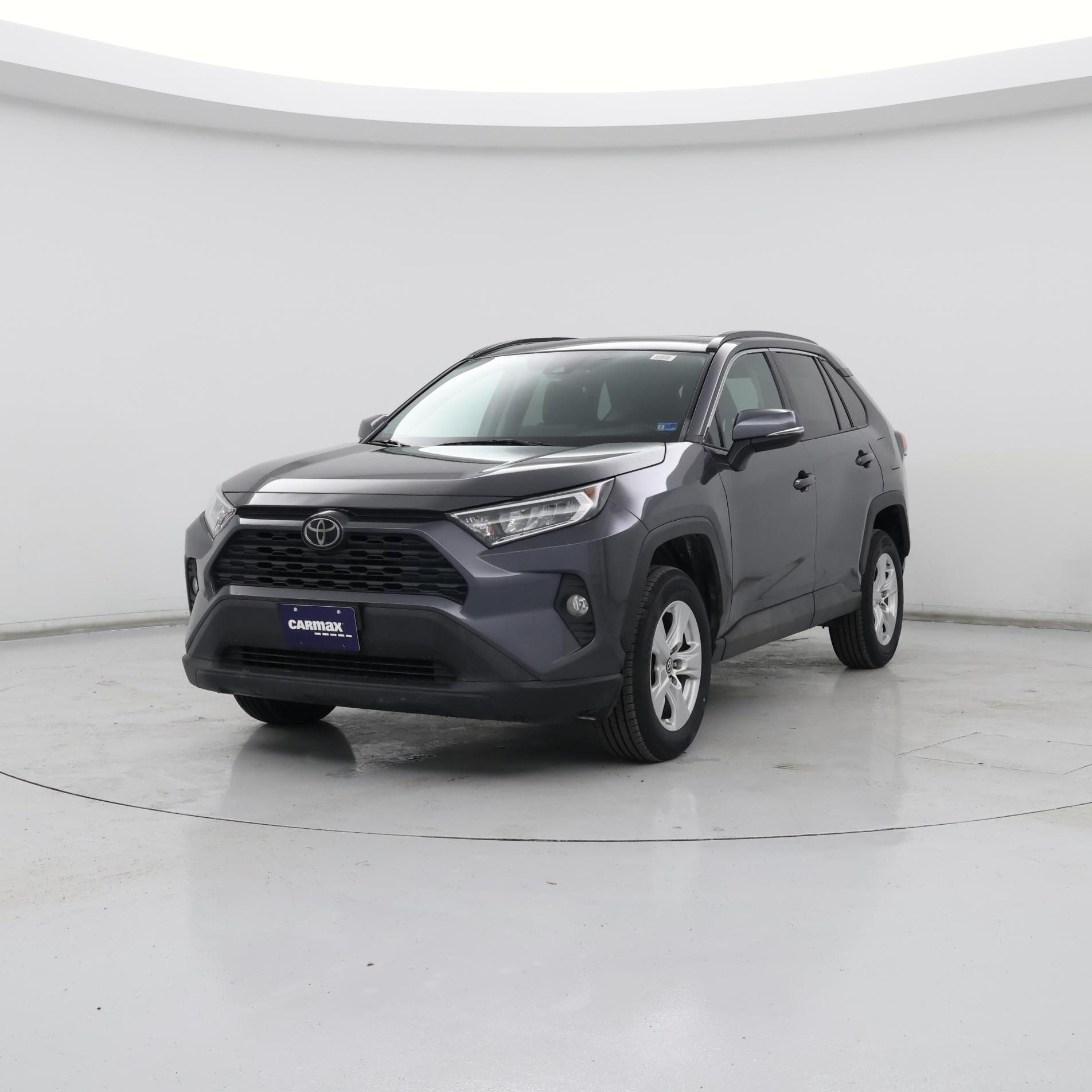 Thumbnail: 2019 Toyota RAV4 - 4