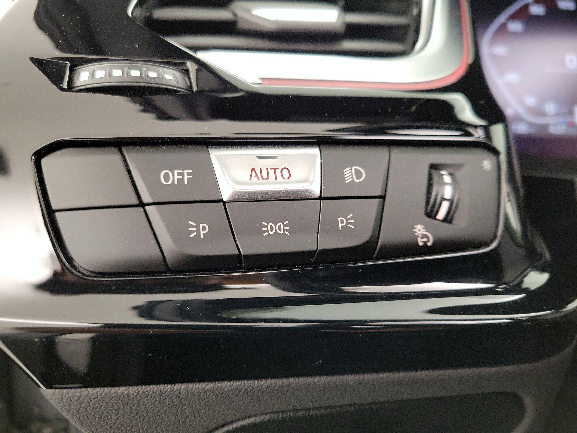 Thumbnail: 2022 BMW Z4 - 13