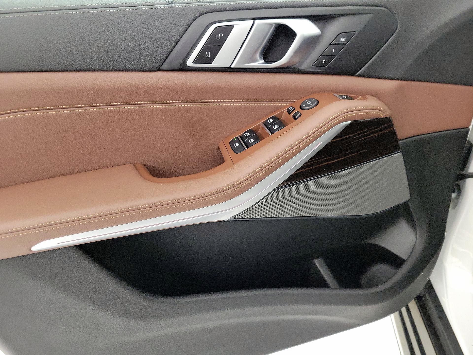 Thumbnail: 2021 BMW X5 - 12
