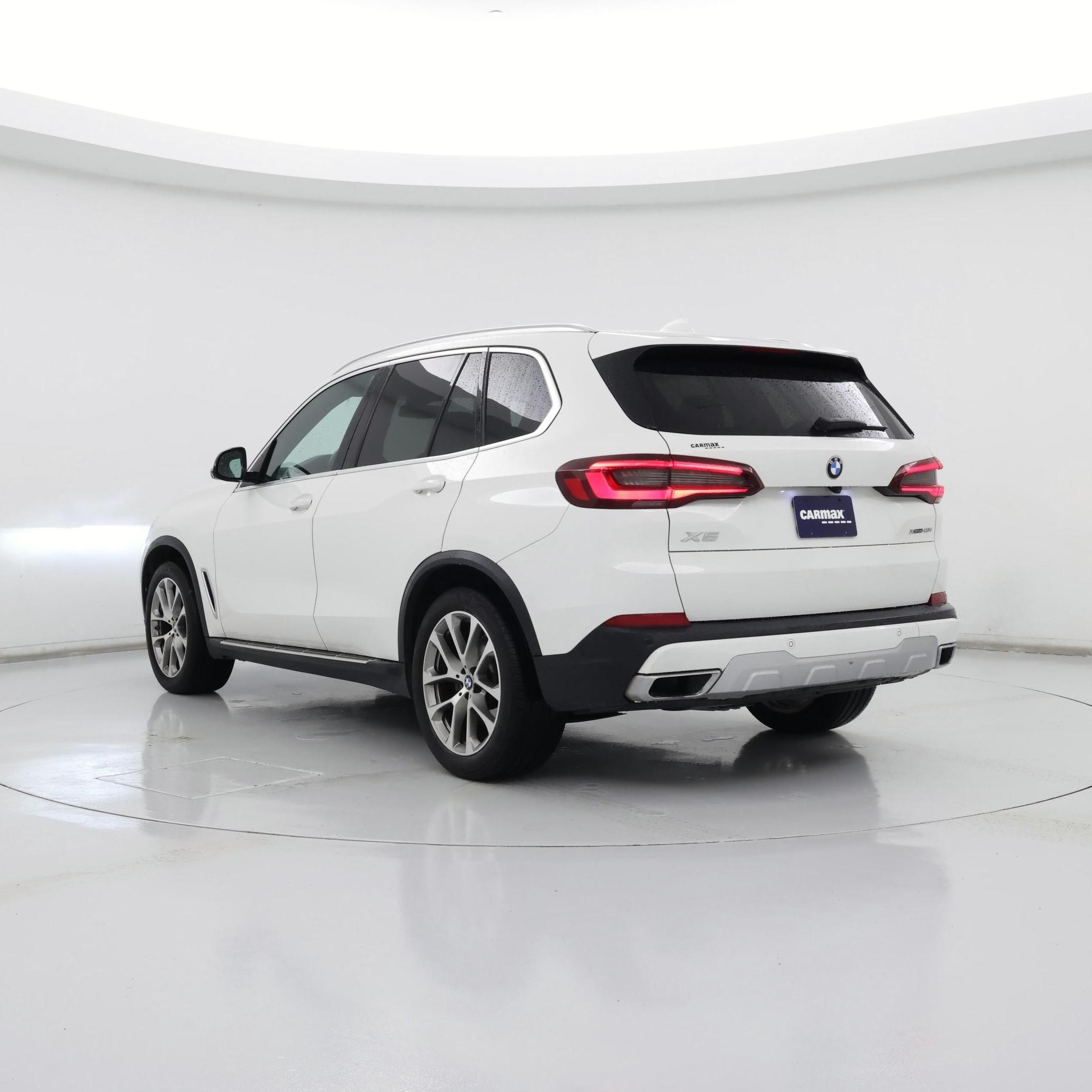 Thumbnail: 2021 BMW X5 - 2