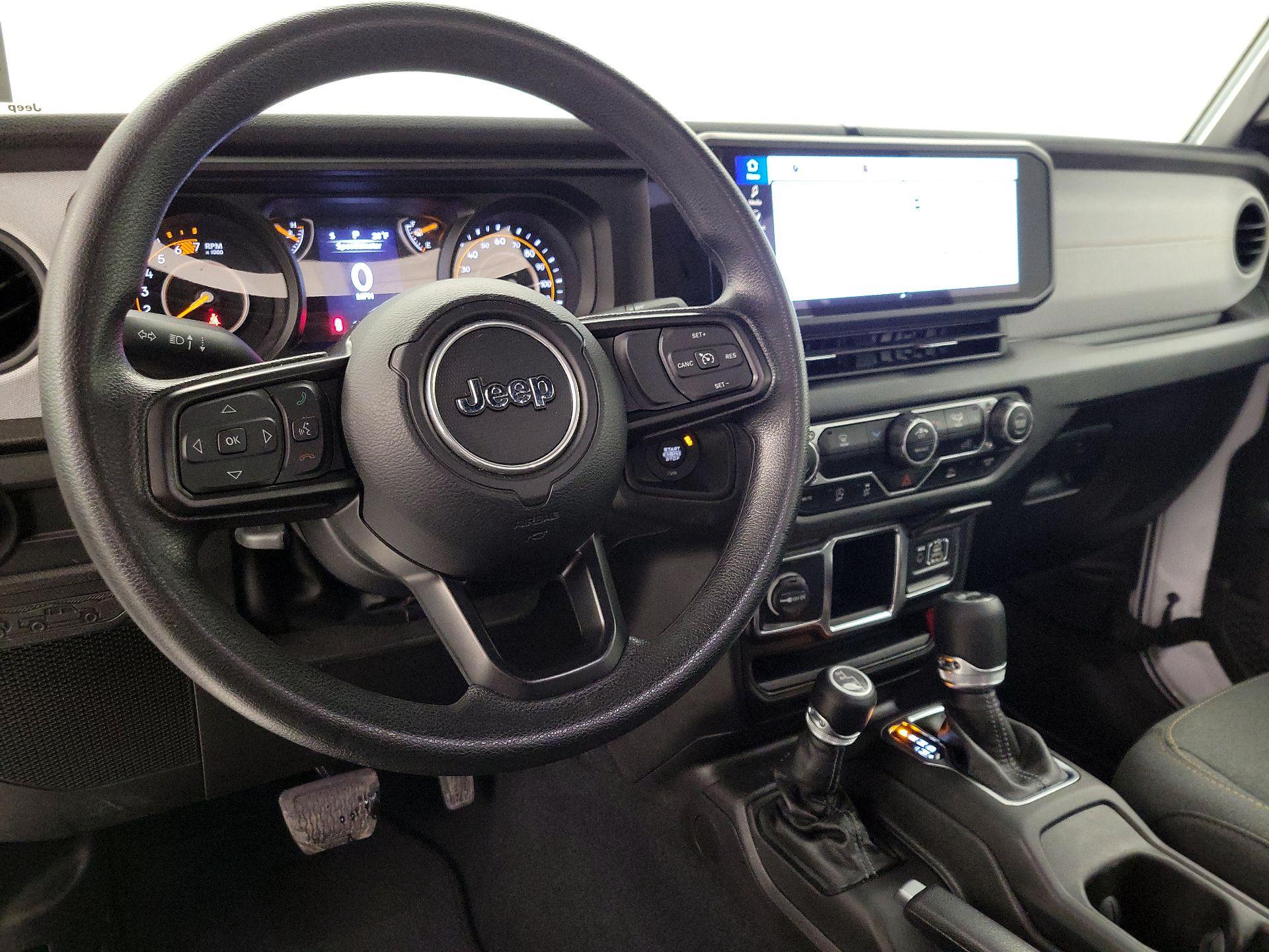 Thumbnail: 2024 Jeep Wrangler - 9