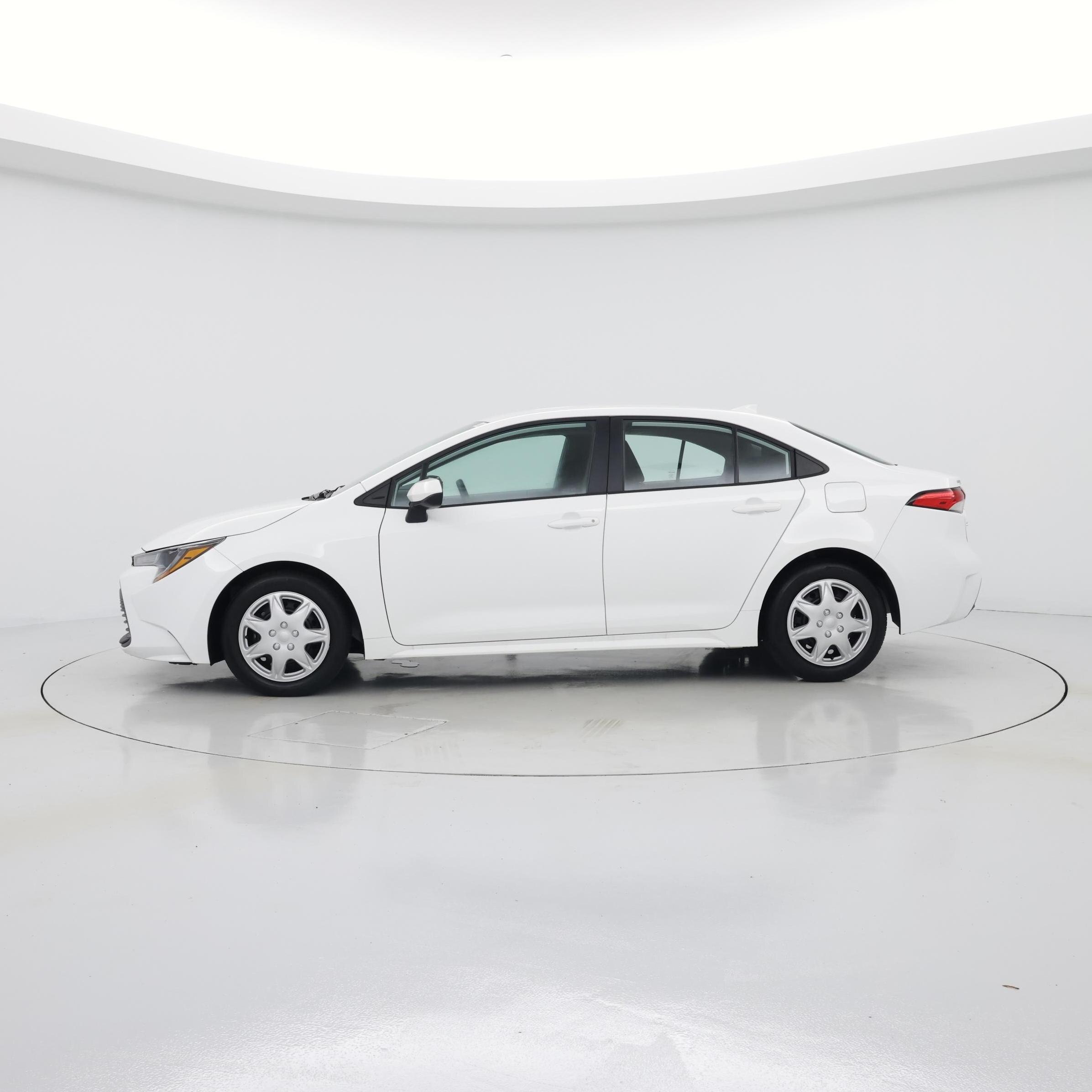 Thumbnail: 2024 Toyota Corolla - 3