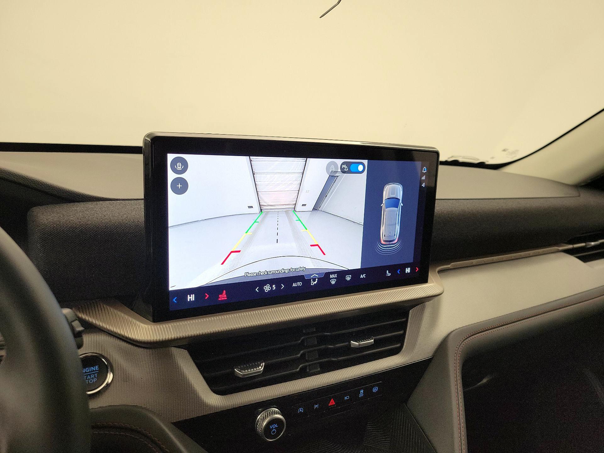 Thumbnail: 2025 Ford Explorer - 15