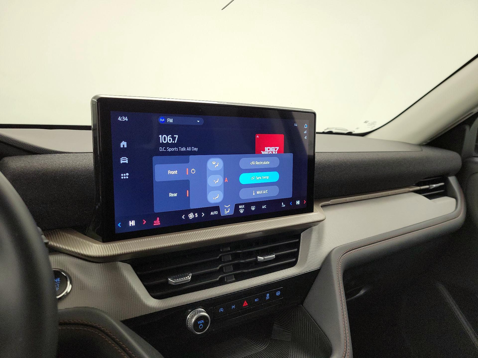 Thumbnail: 2025 Ford Explorer - 17