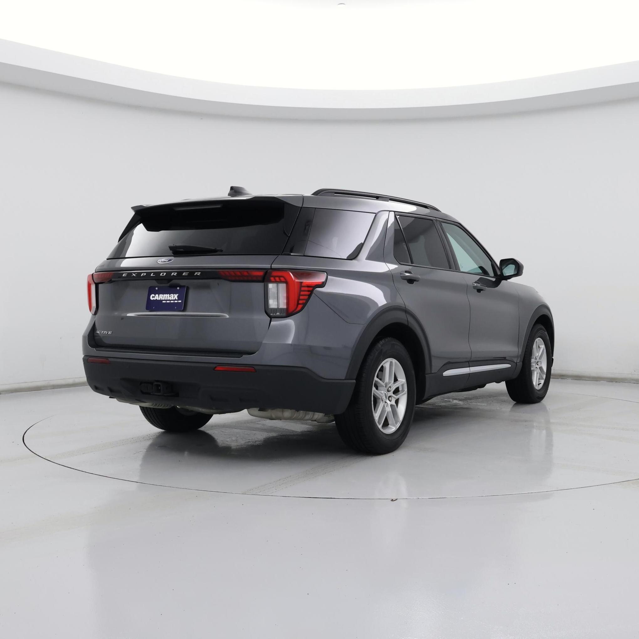 Thumbnail: 2025 Ford Explorer - 8