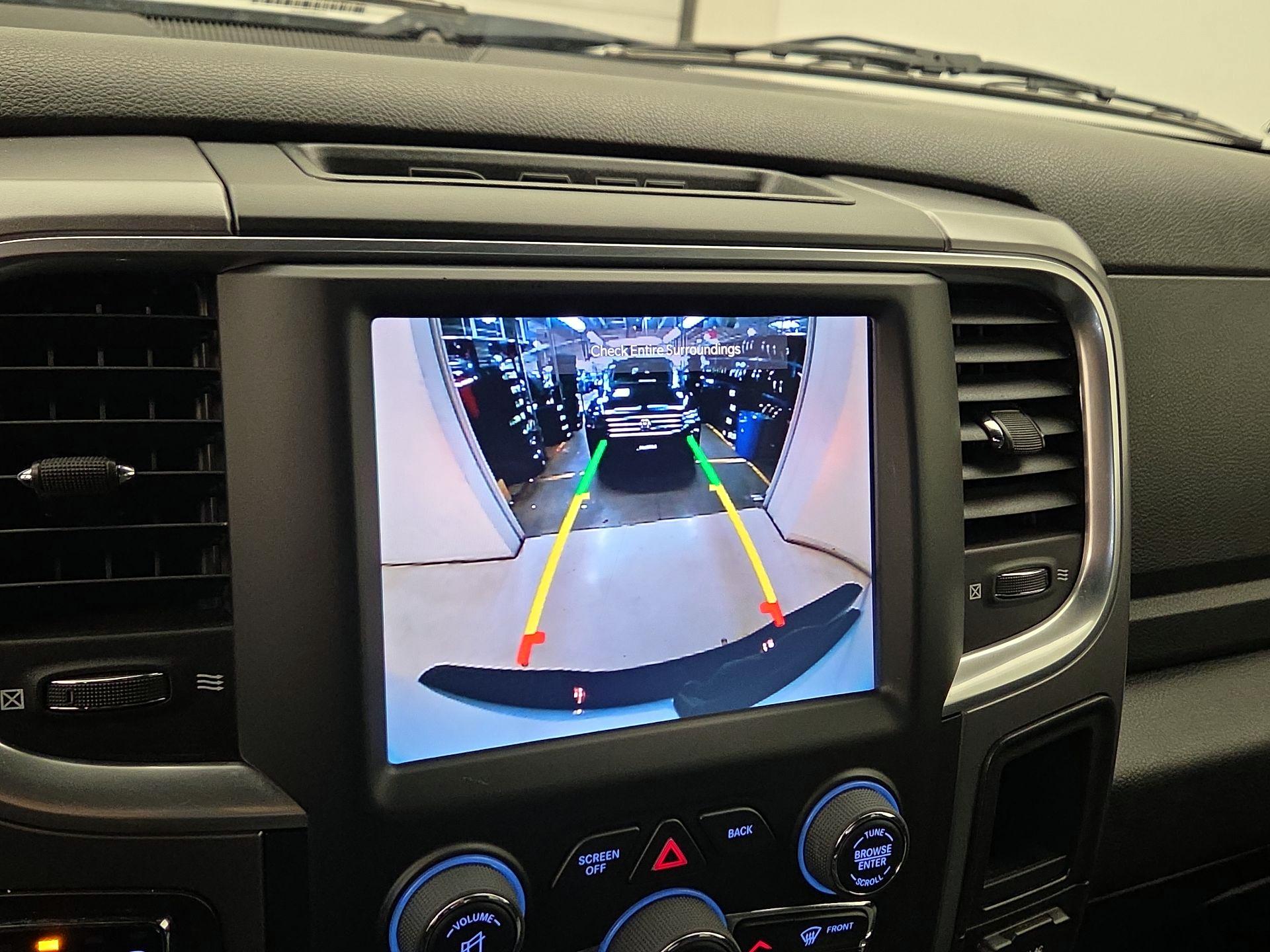 Thumbnail: 2022 RAM 1500 Classic - 14