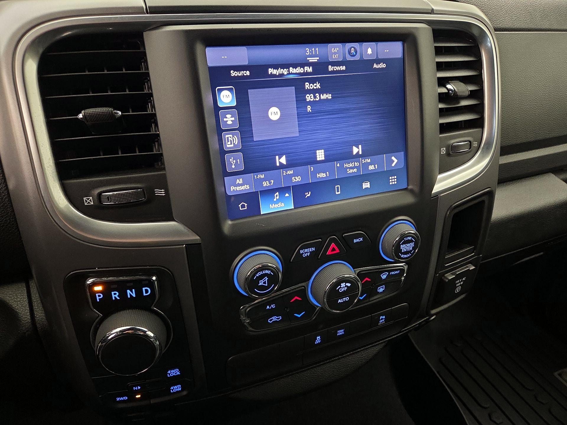 Thumbnail: 2022 RAM 1500 Classic - 15