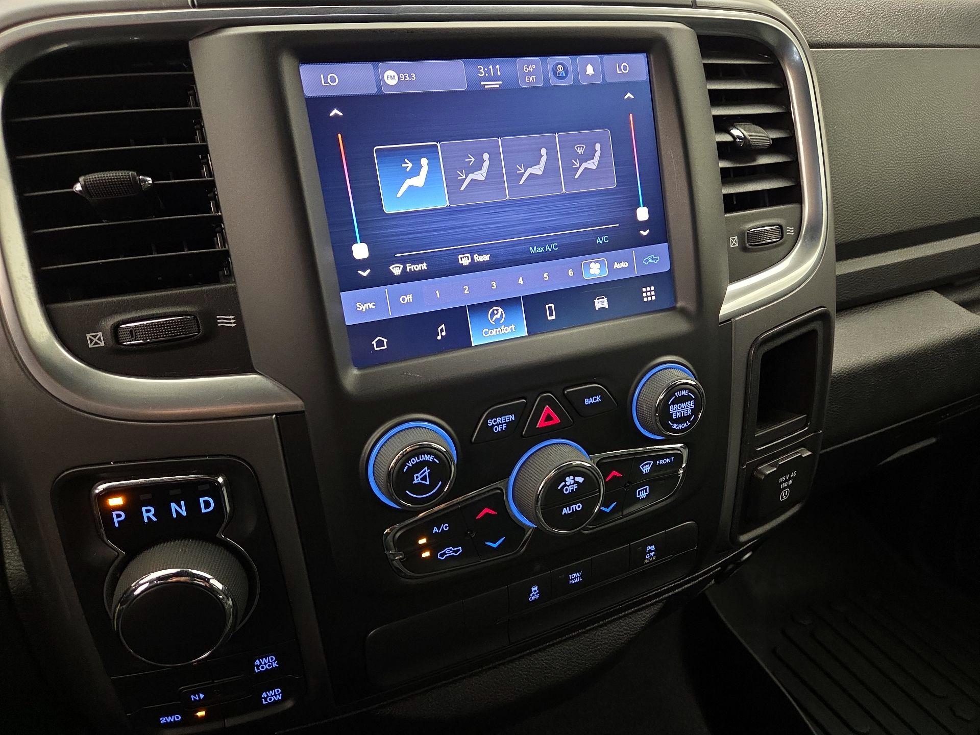 Thumbnail: 2022 RAM 1500 Classic - 16