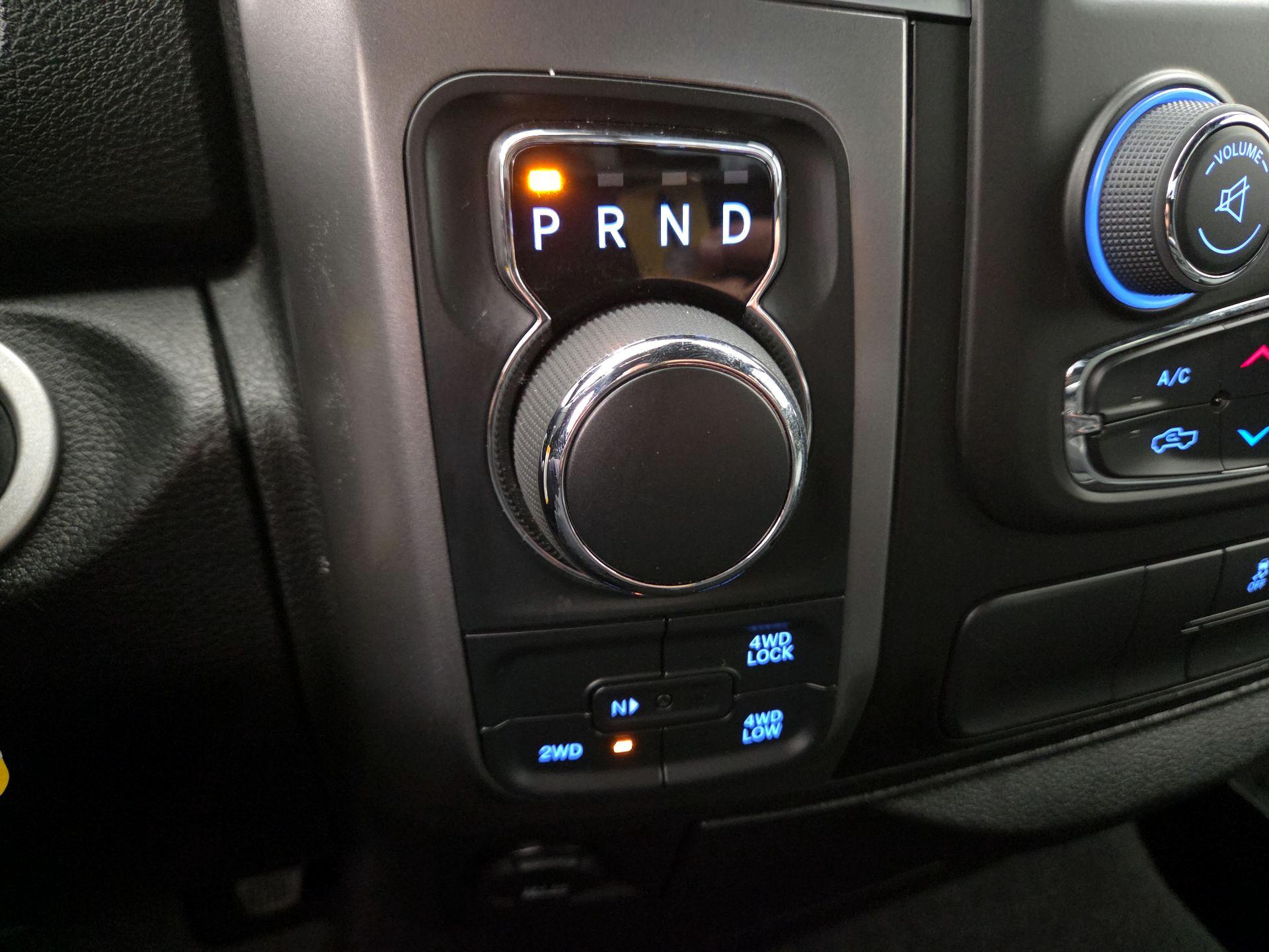 Thumbnail: 2022 RAM 1500 Classic - 17