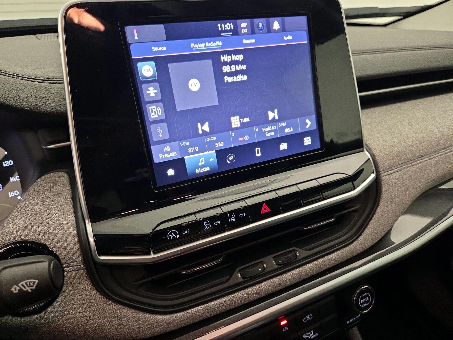 Thumbnail: 2022 Jeep Compass - 15