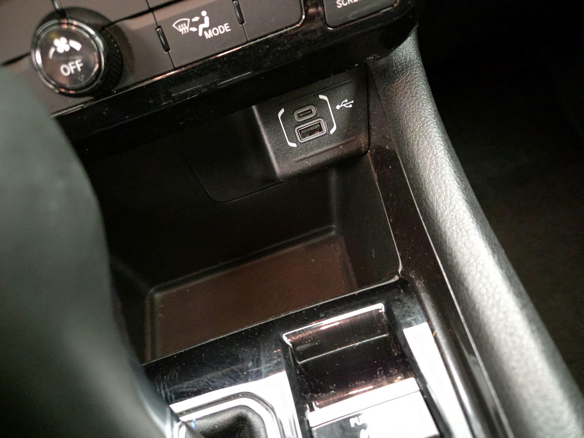 Thumbnail: 2022 Jeep Compass - 18