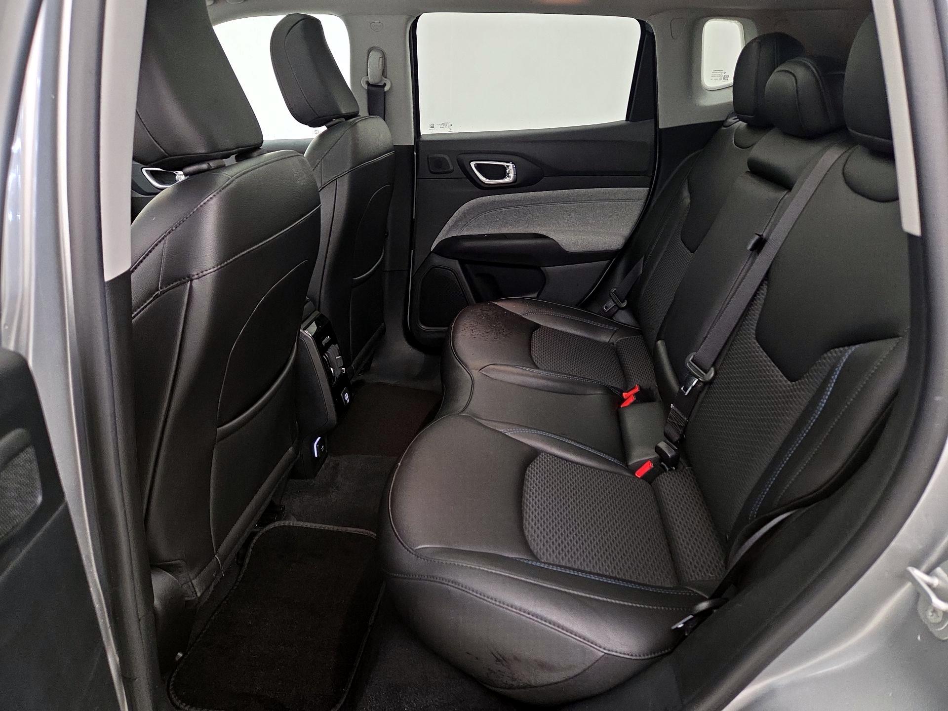 Thumbnail: 2022 Jeep Compass - 20