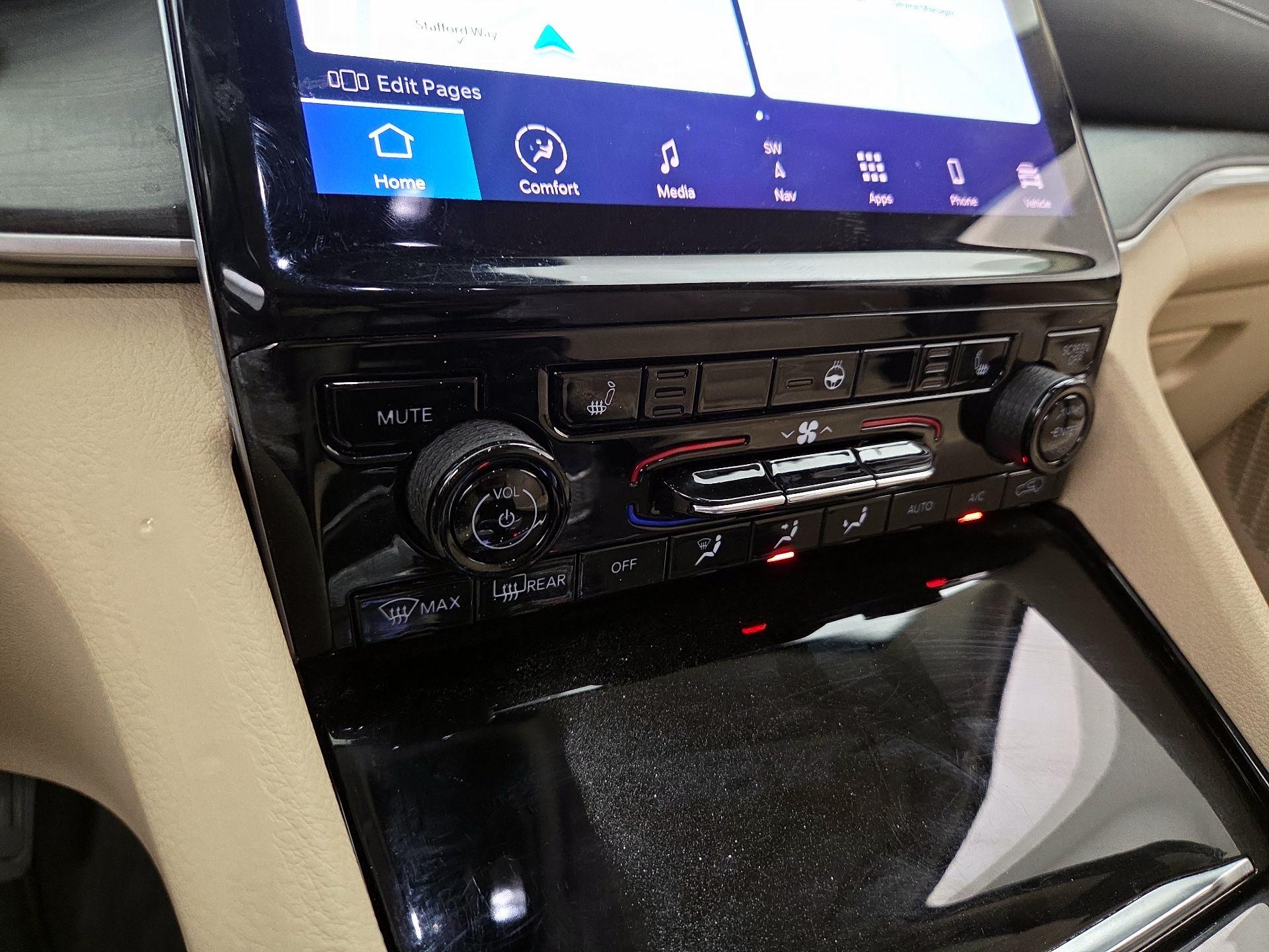 Thumbnail: 2022 Jeep Grand Cherokee L - 16