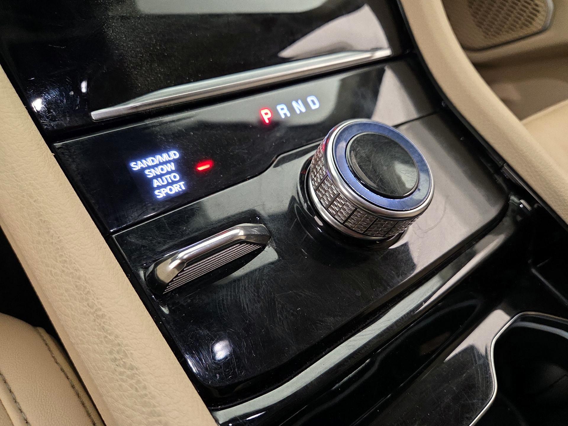 Thumbnail: 2022 Jeep Grand Cherokee L - 17