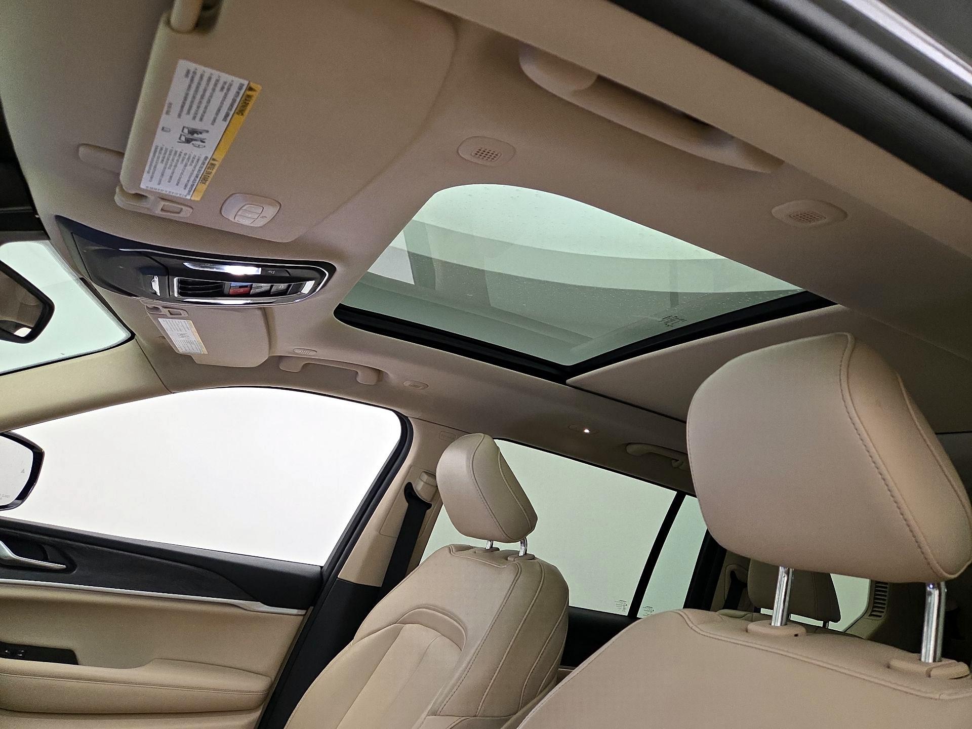 Thumbnail: 2022 Jeep Grand Cherokee L - 18