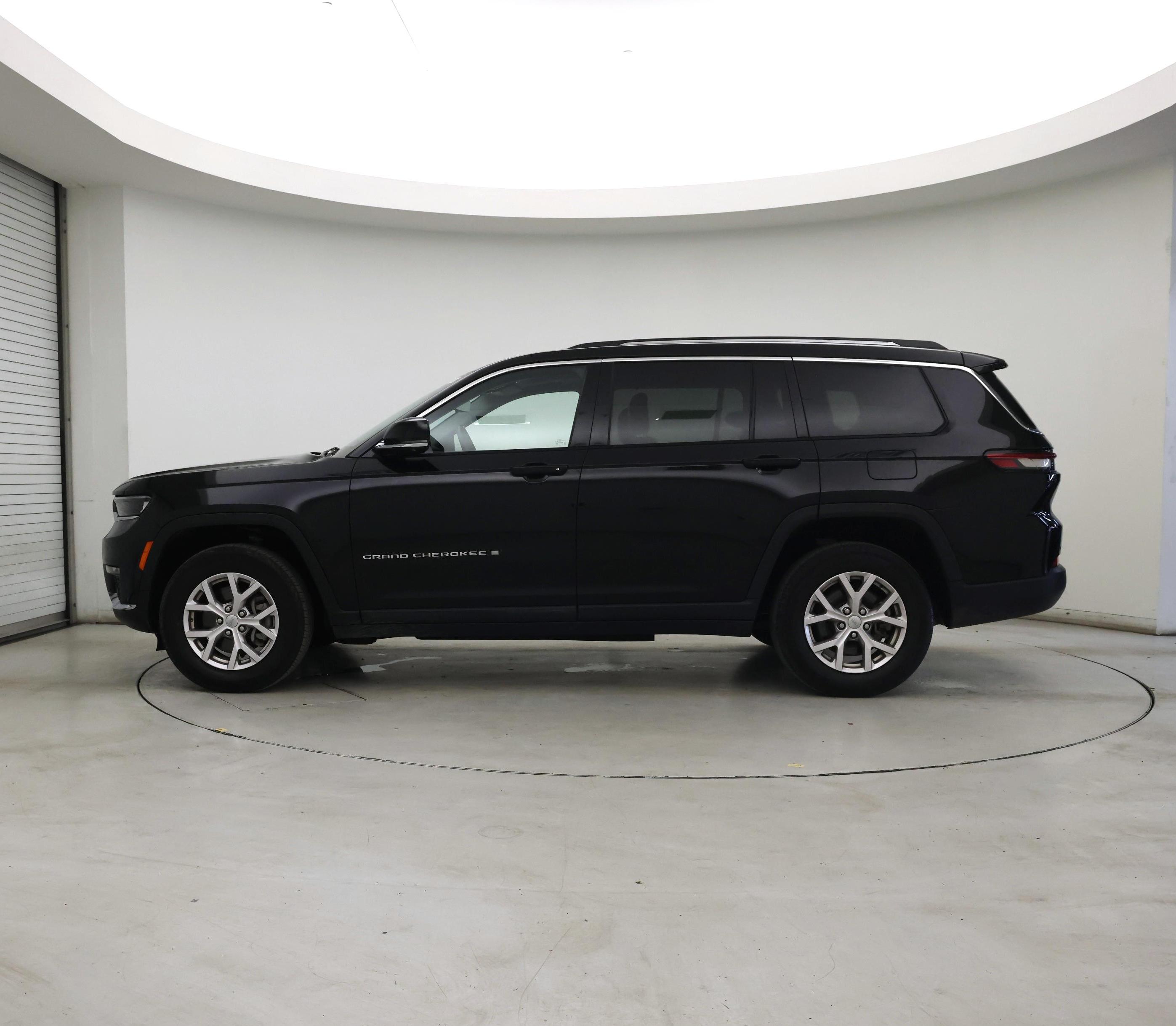 Thumbnail: 2022 Jeep Grand Cherokee L - 3