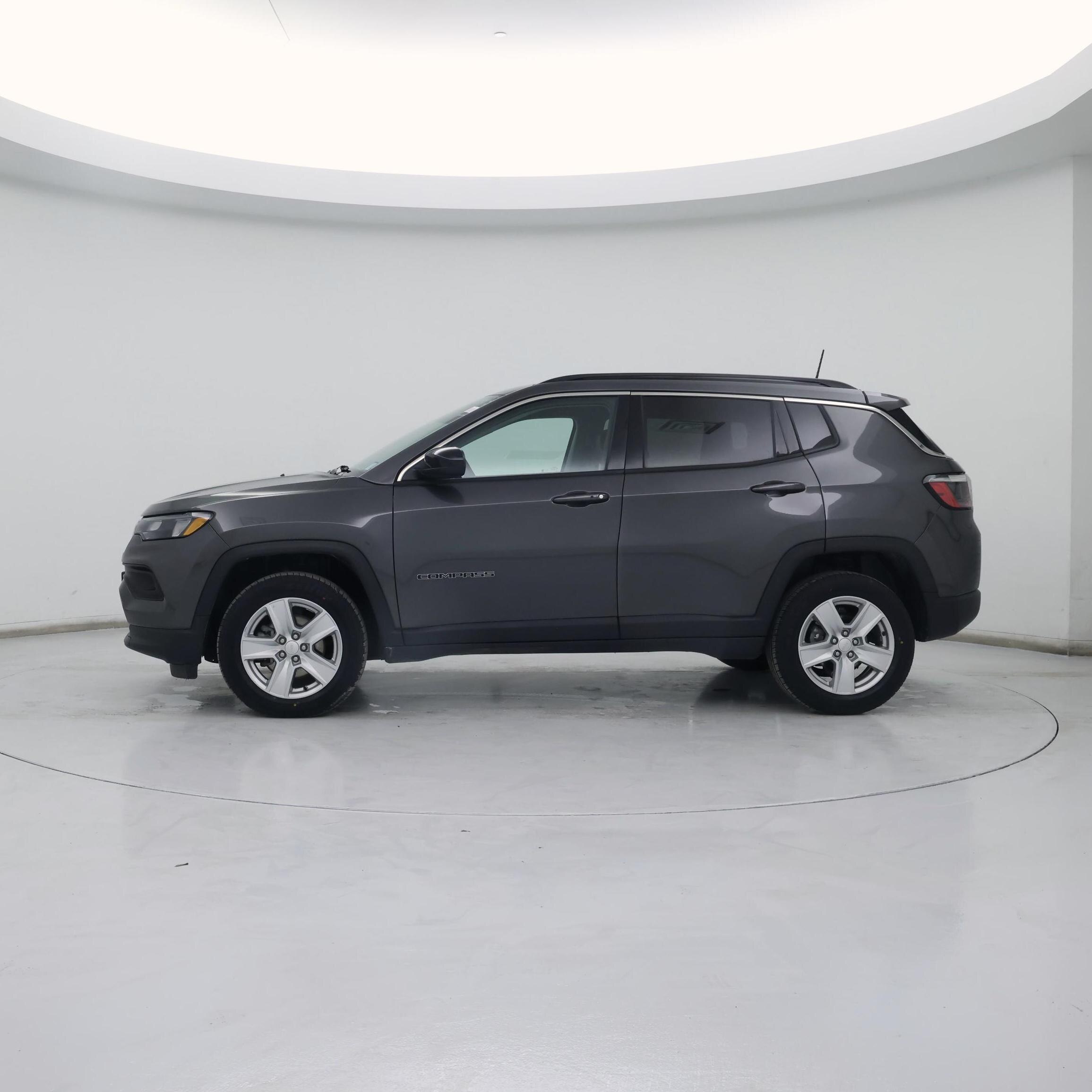 Thumbnail: 2022 Jeep Compass - 3