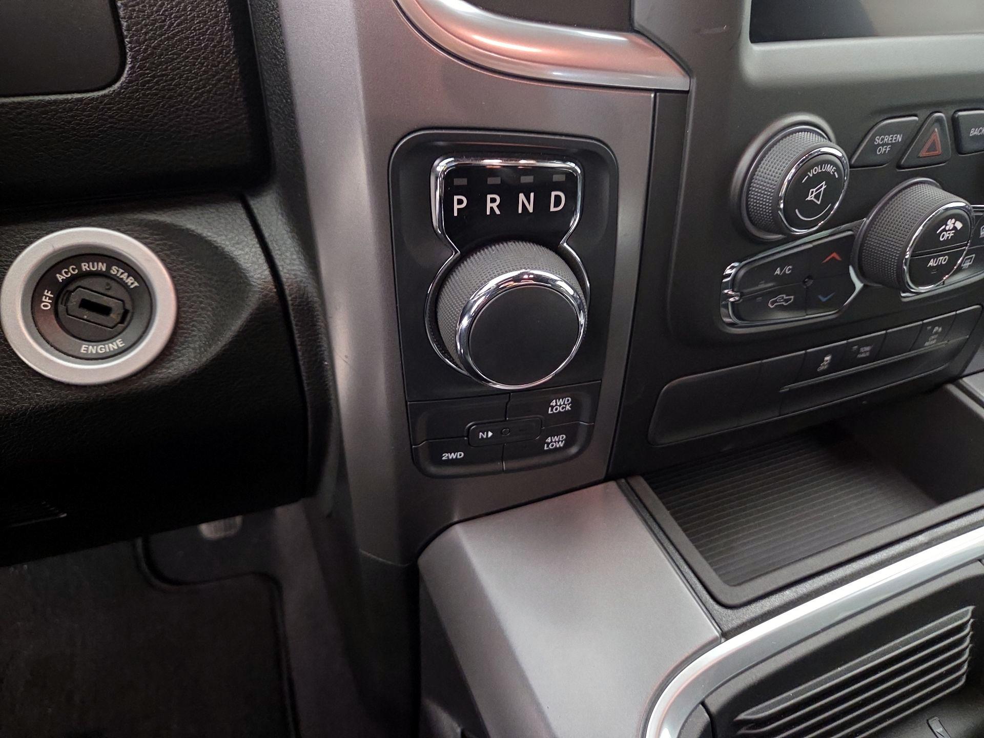 Thumbnail: 2022 RAM 1500 Classic - 17