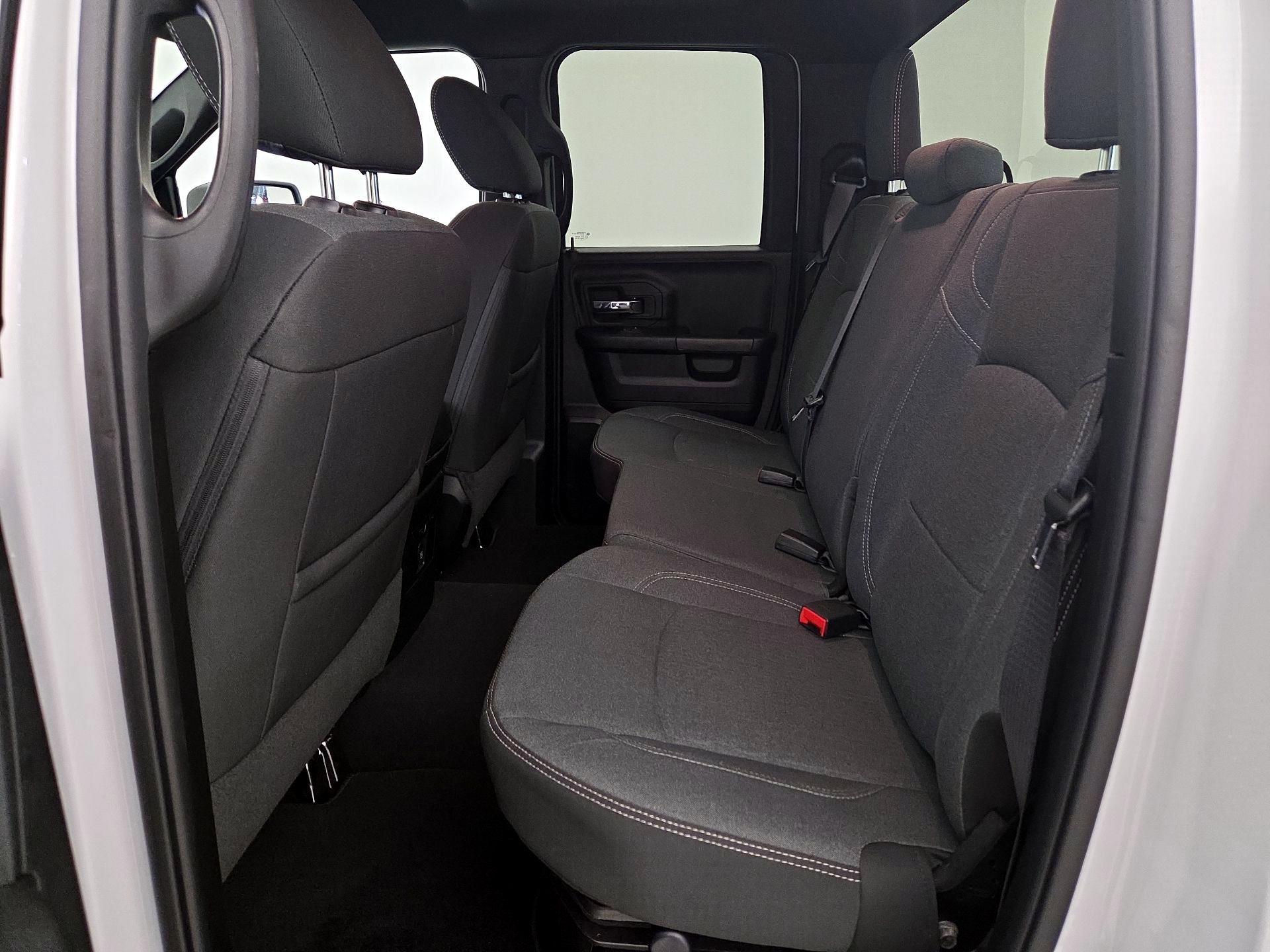 Thumbnail: 2022 RAM 1500 Classic - 18