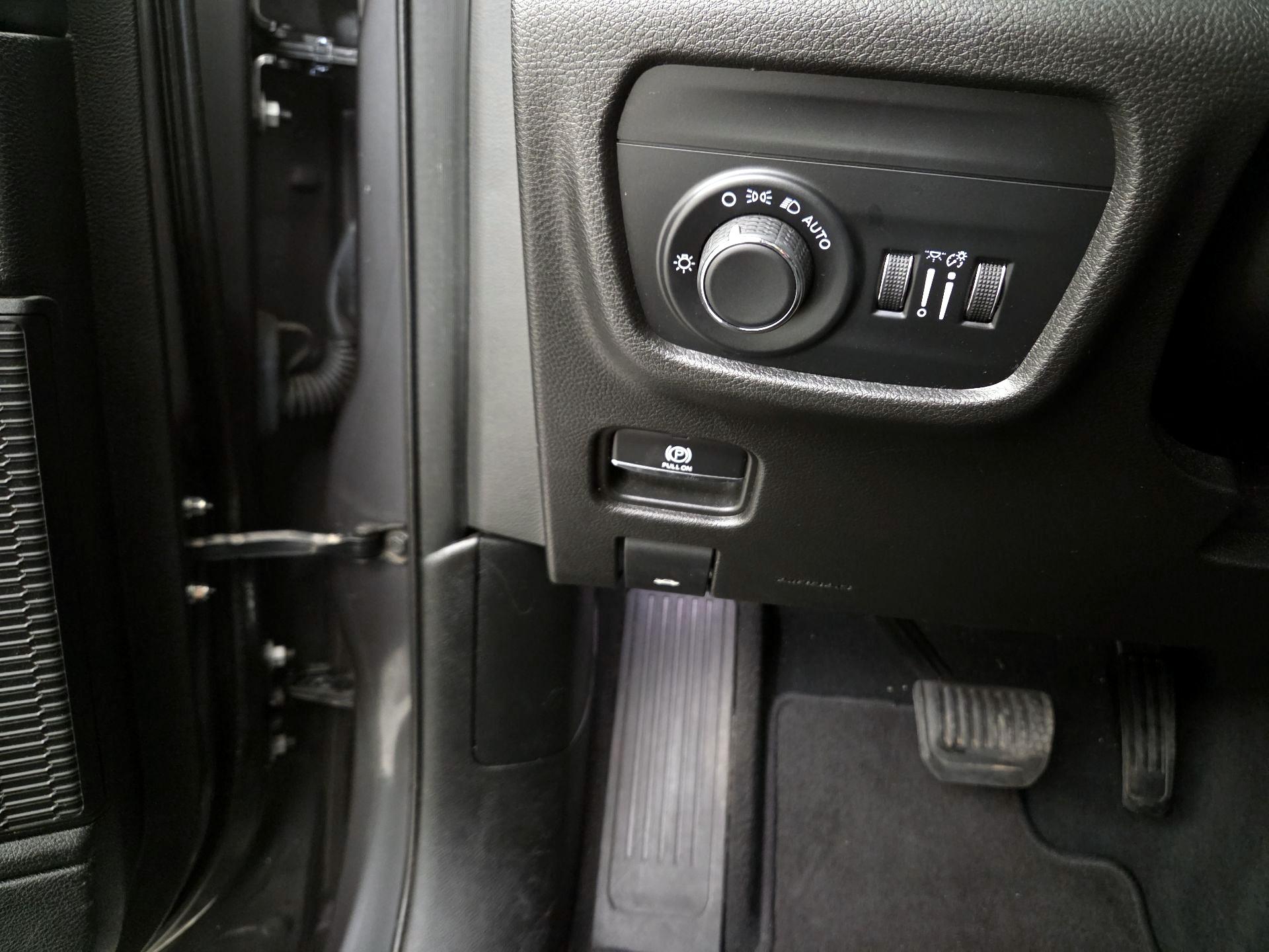 Thumbnail: 2023 Jeep Grand Cherokee L - 13