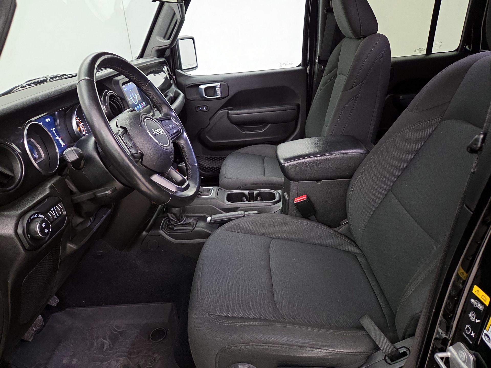 Thumbnail: 2022 Jeep Gladiator - 11