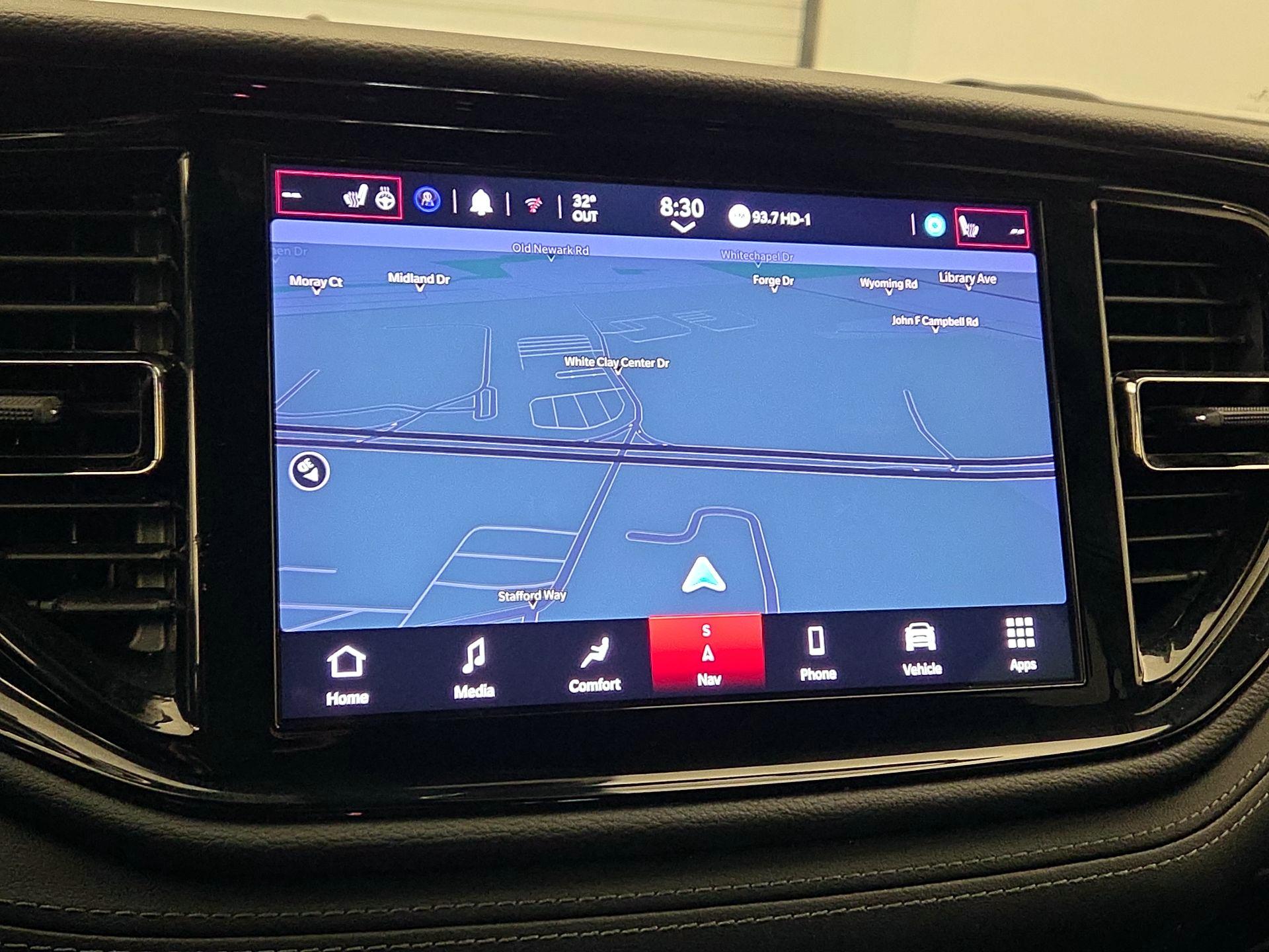 Thumbnail: 2022 Dodge Durango - 14