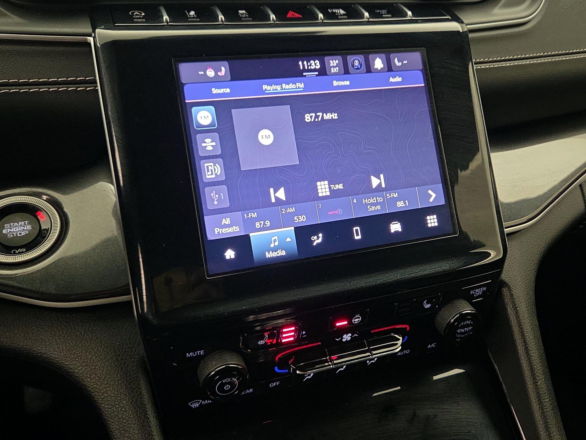 Thumbnail: 2022 Jeep Grand Cherokee - 15