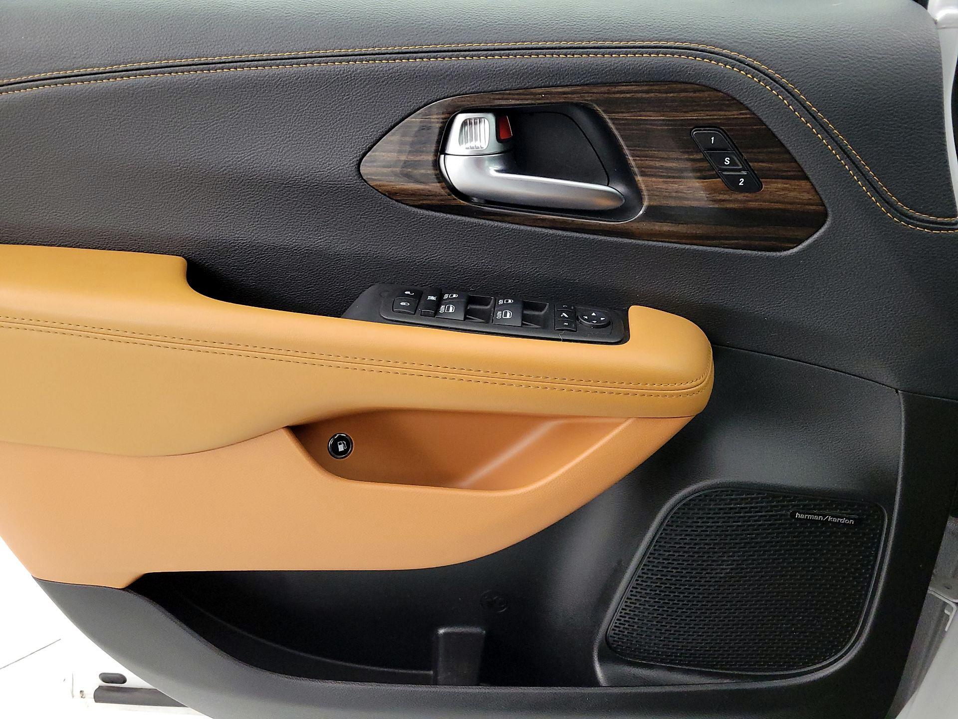 Thumbnail: 2023 Chrysler Pacifica - 12