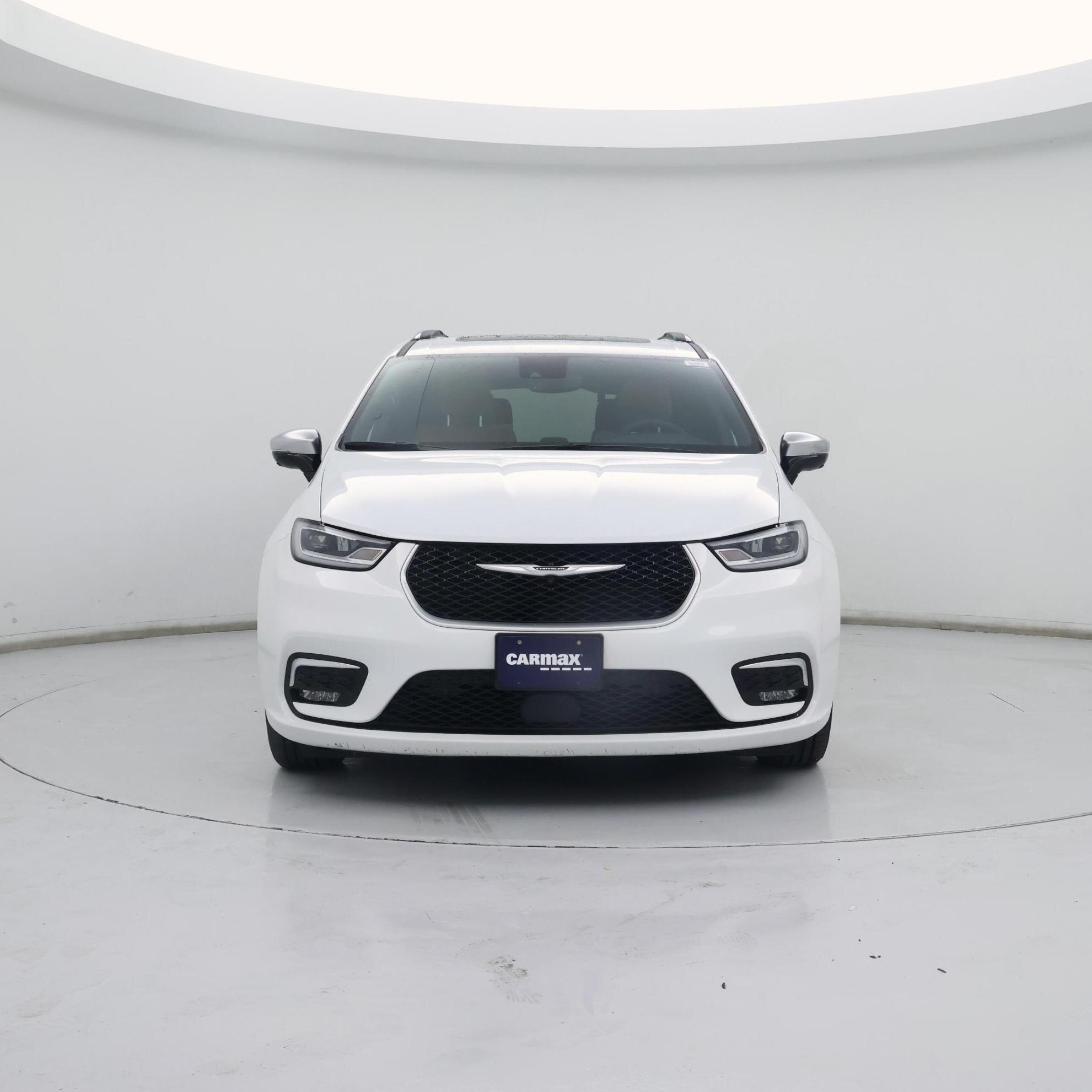 Thumbnail: 2023 Chrysler Pacifica - 5