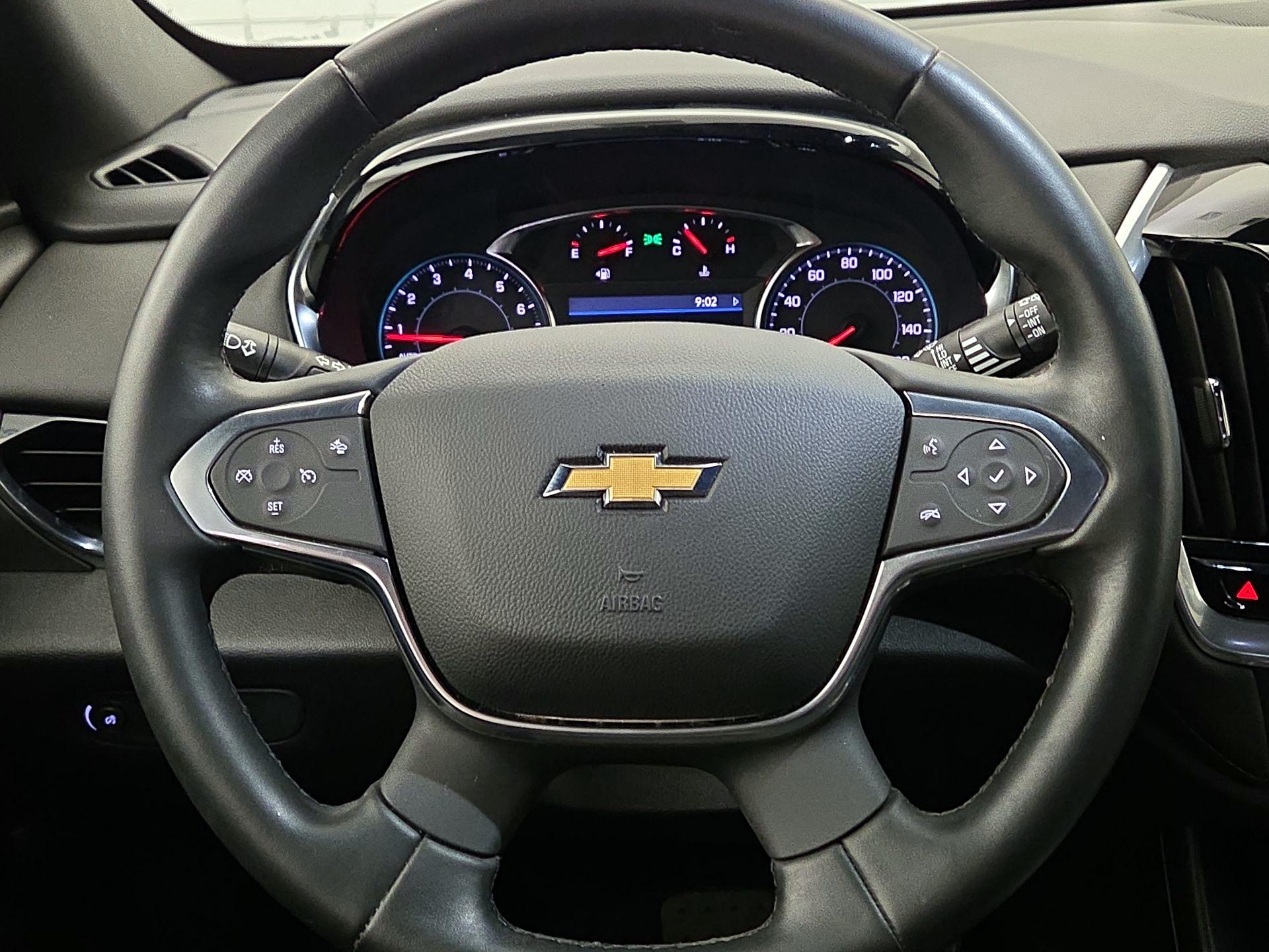 Thumbnail: 2023 Chevrolet Traverse - 10