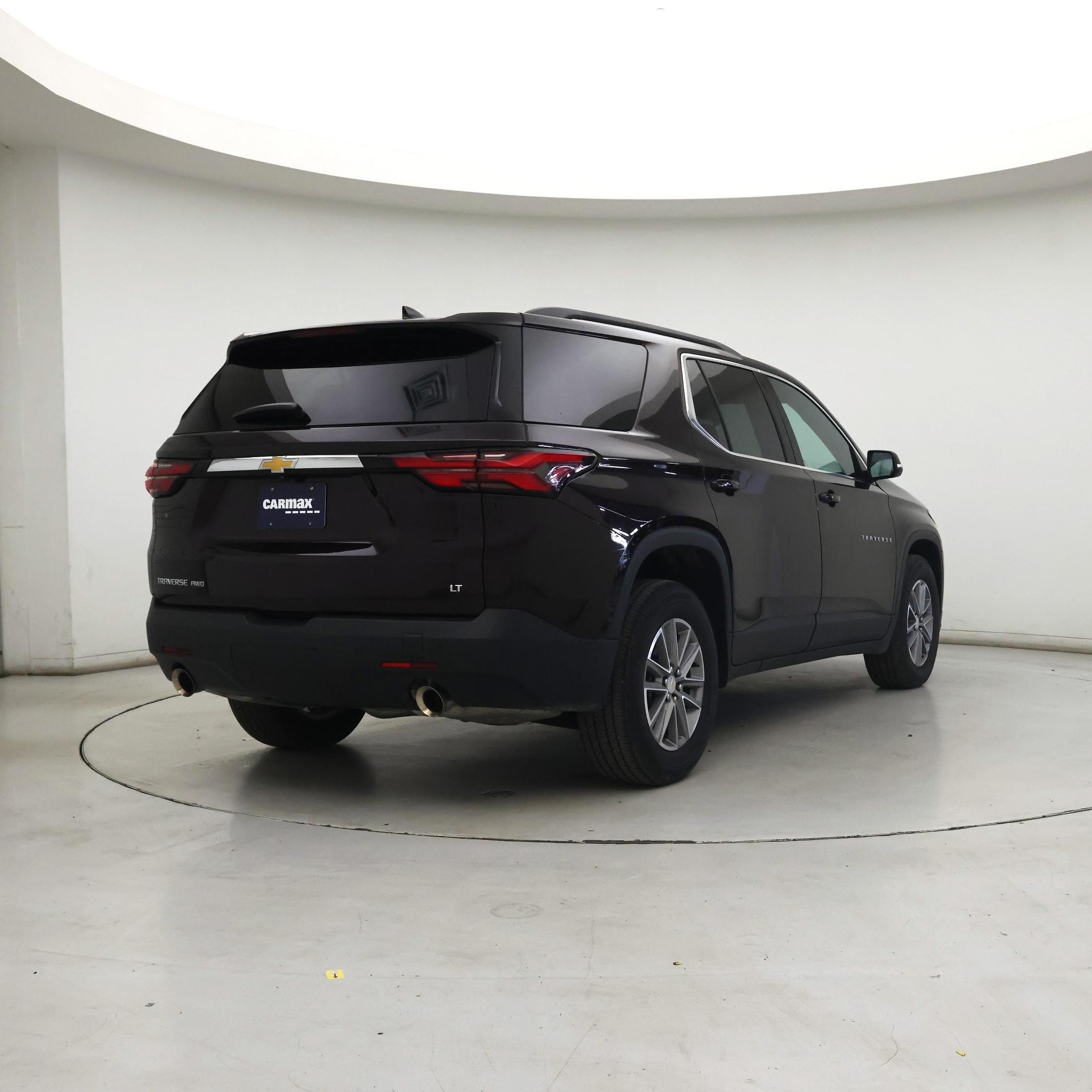 Thumbnail: 2023 Chevrolet Traverse - 8