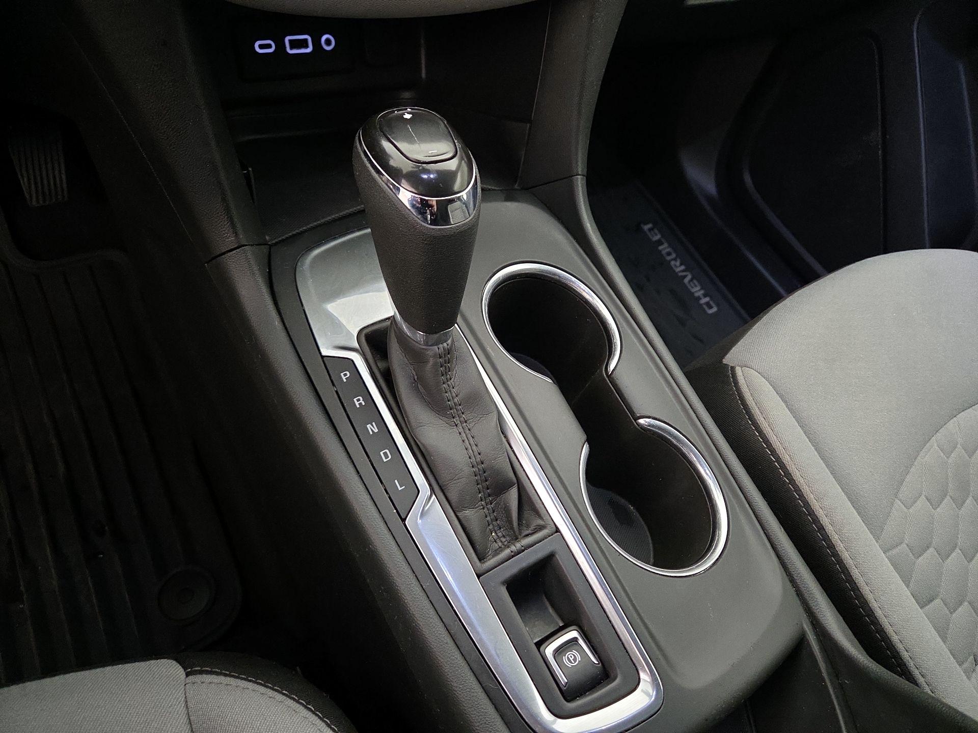 Thumbnail: 2021 Chevrolet Equinox - 17