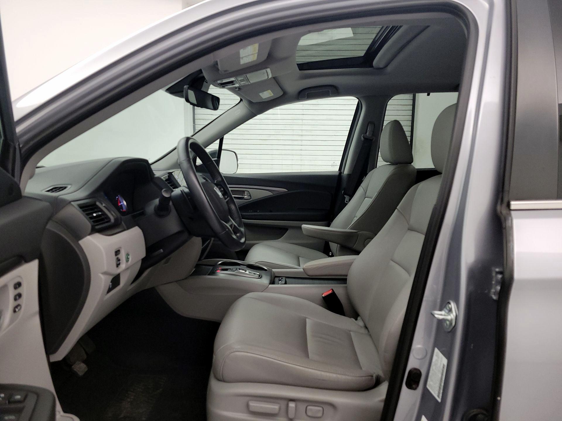 Thumbnail: 2022 Honda Pilot - 11