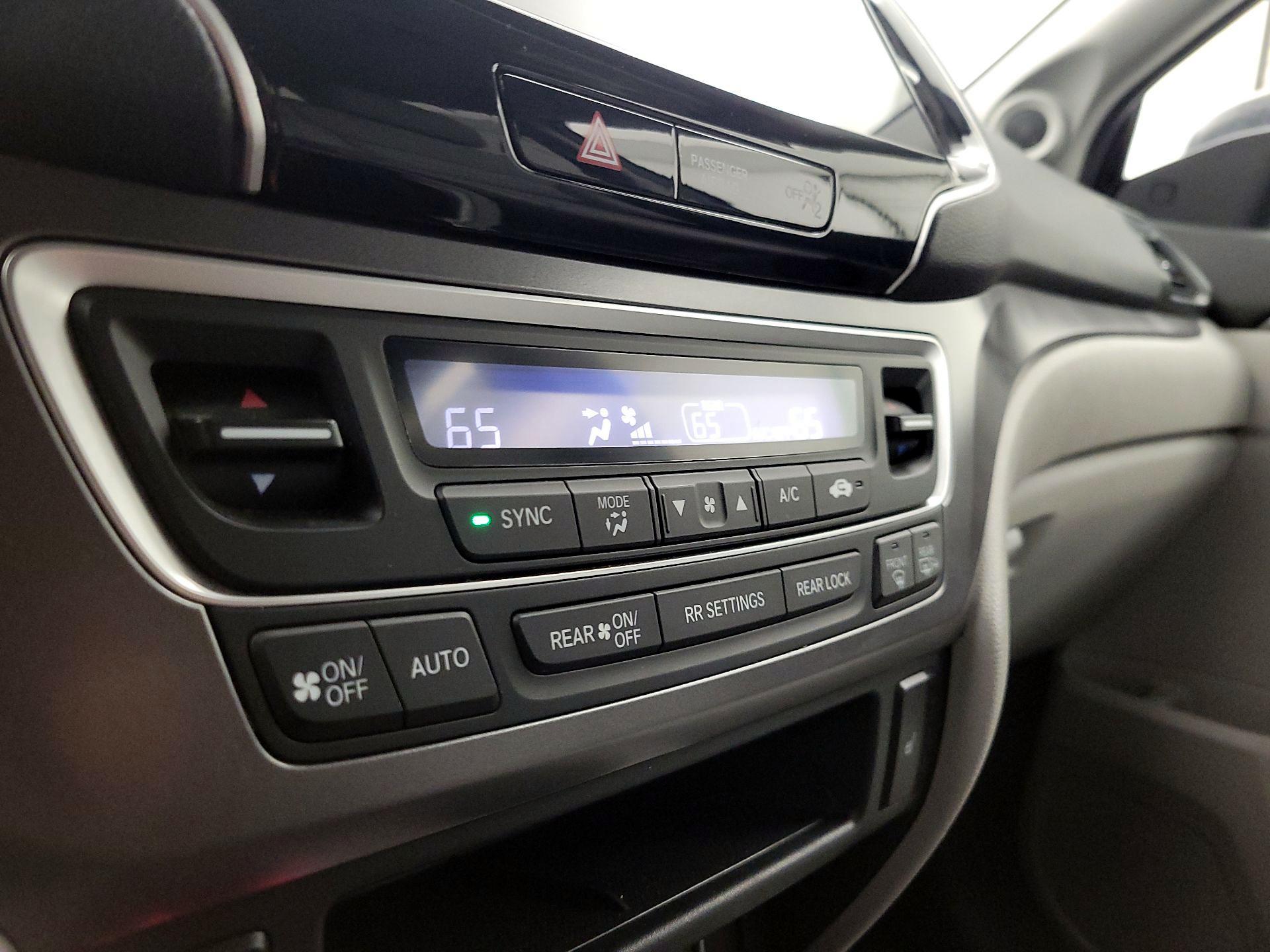 Thumbnail: 2022 Honda Pilot - 16