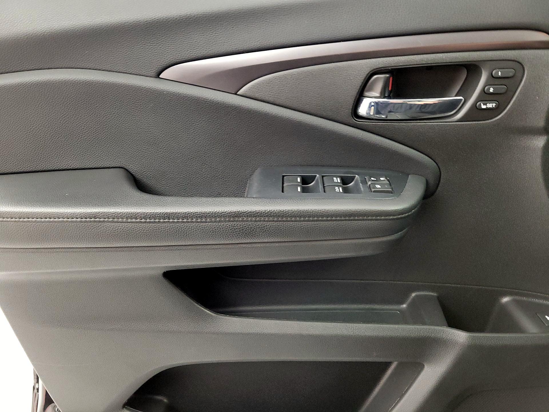 Thumbnail: 2022 Honda Pilot - 12