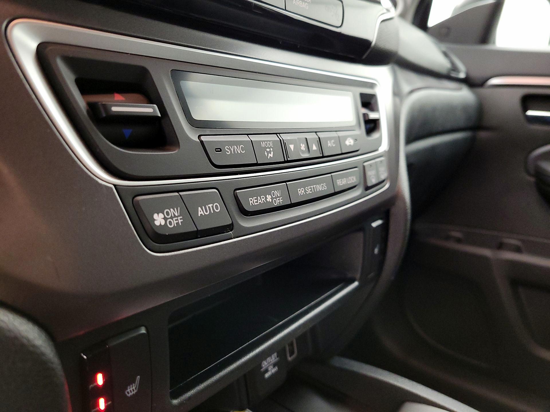 Thumbnail: 2022 Honda Pilot - 16