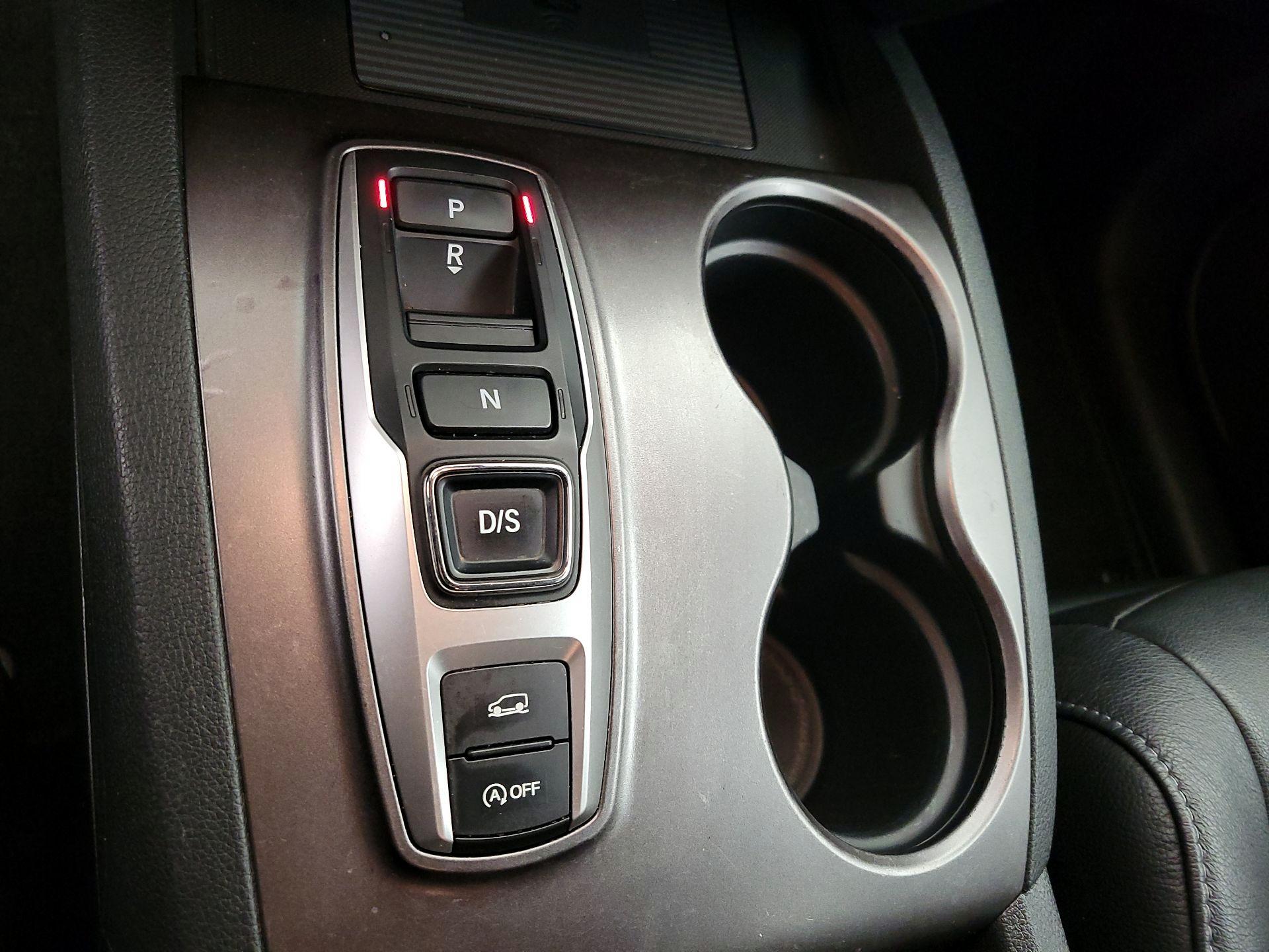 Thumbnail: 2022 Honda Pilot - 17